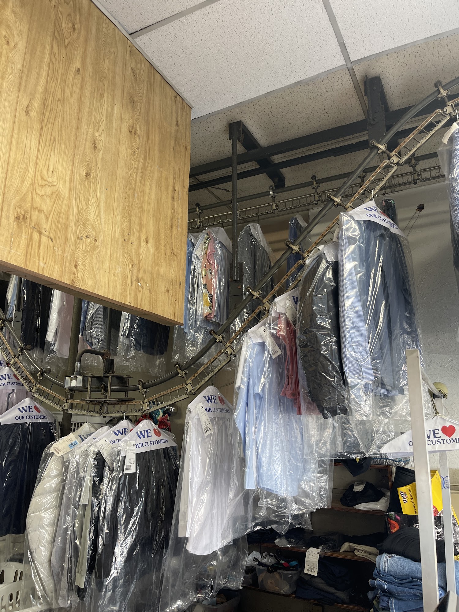 Louis Cleaners Union City