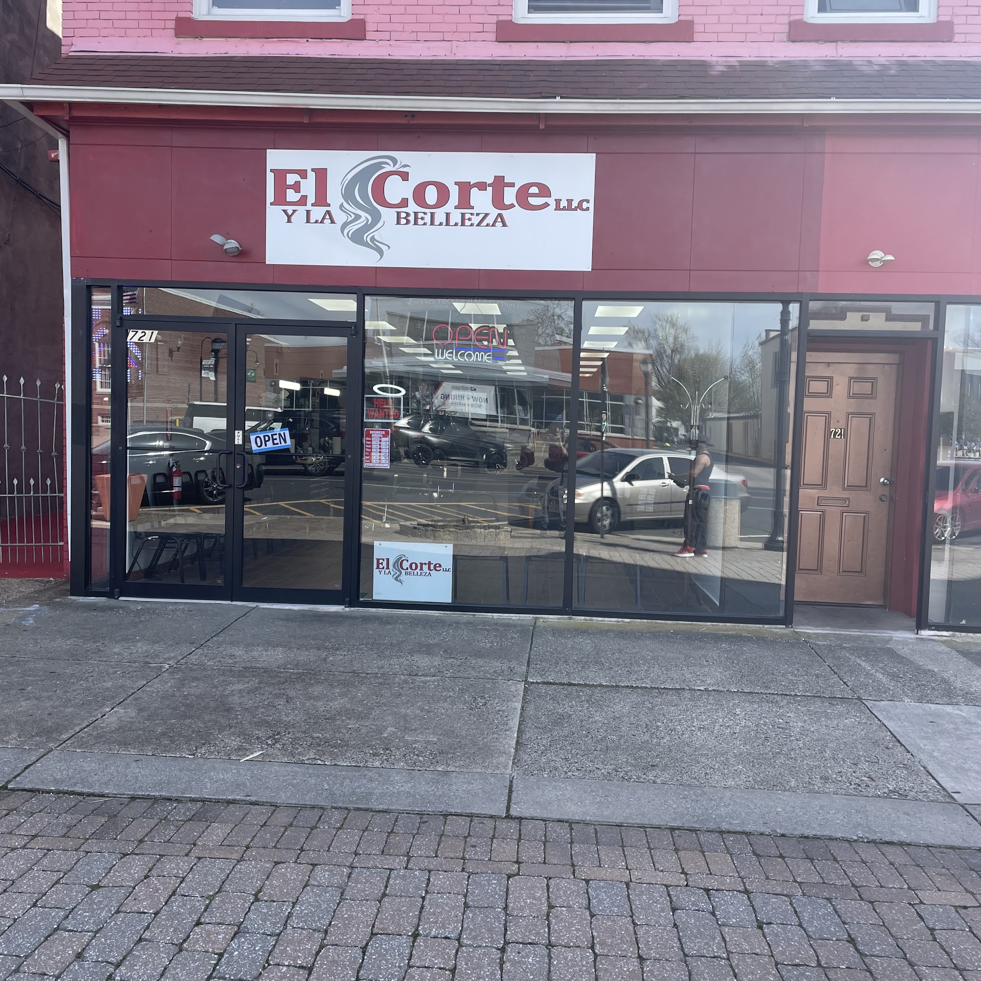 El Corte Y La Belleza 721 E Landis Ave unit b, Vineland New Jersey 08360