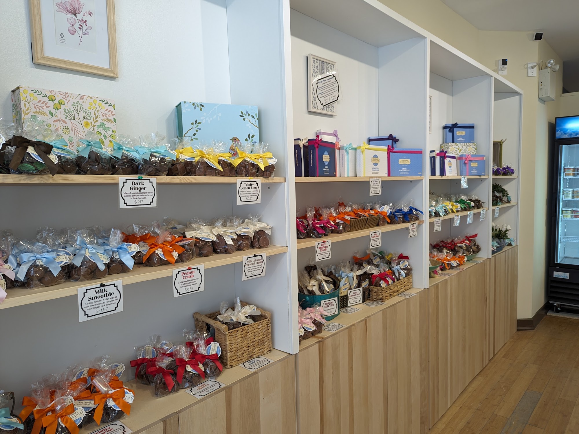 Sweet Rock Ice Cream & Aunt Sarah's Chocolate Shop Menu