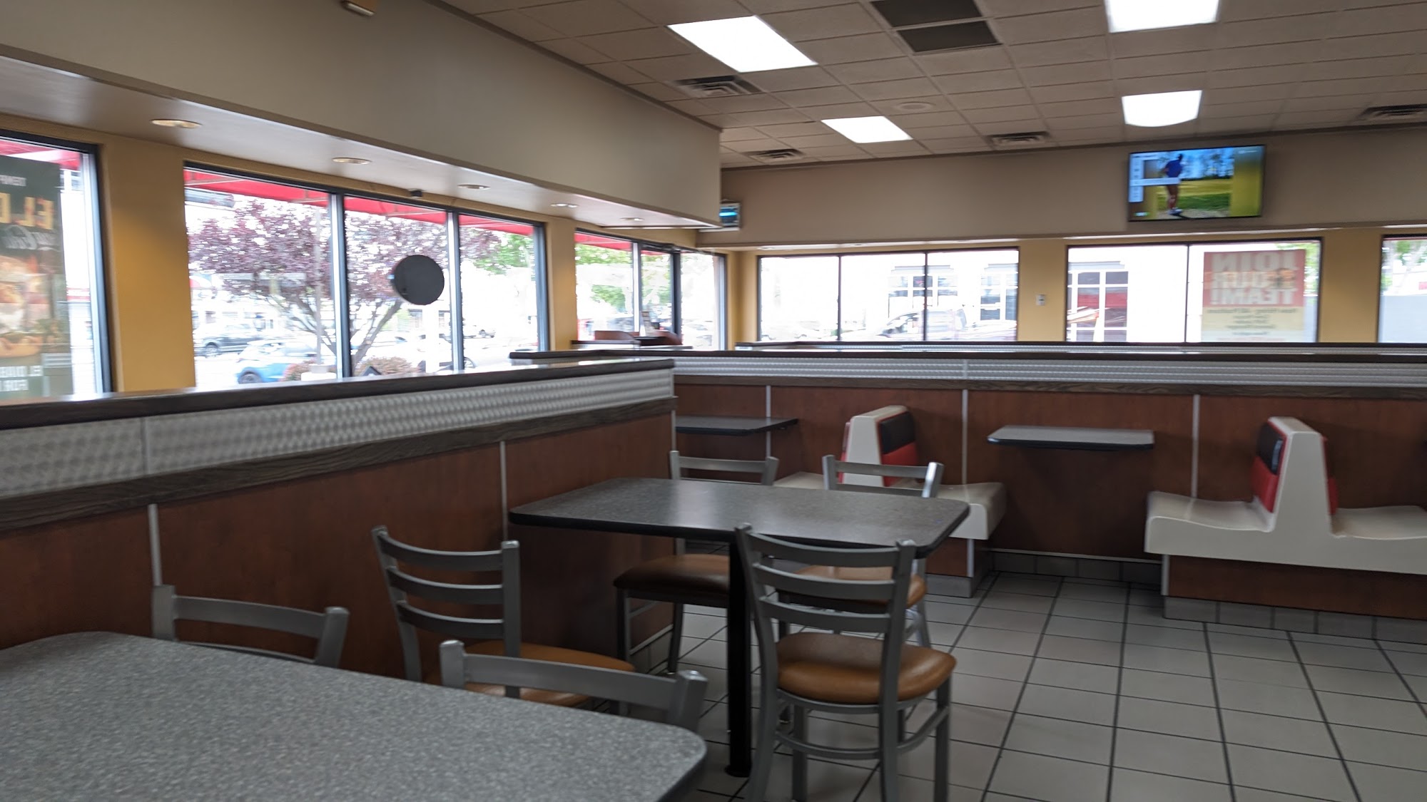 Carl’s Jr.