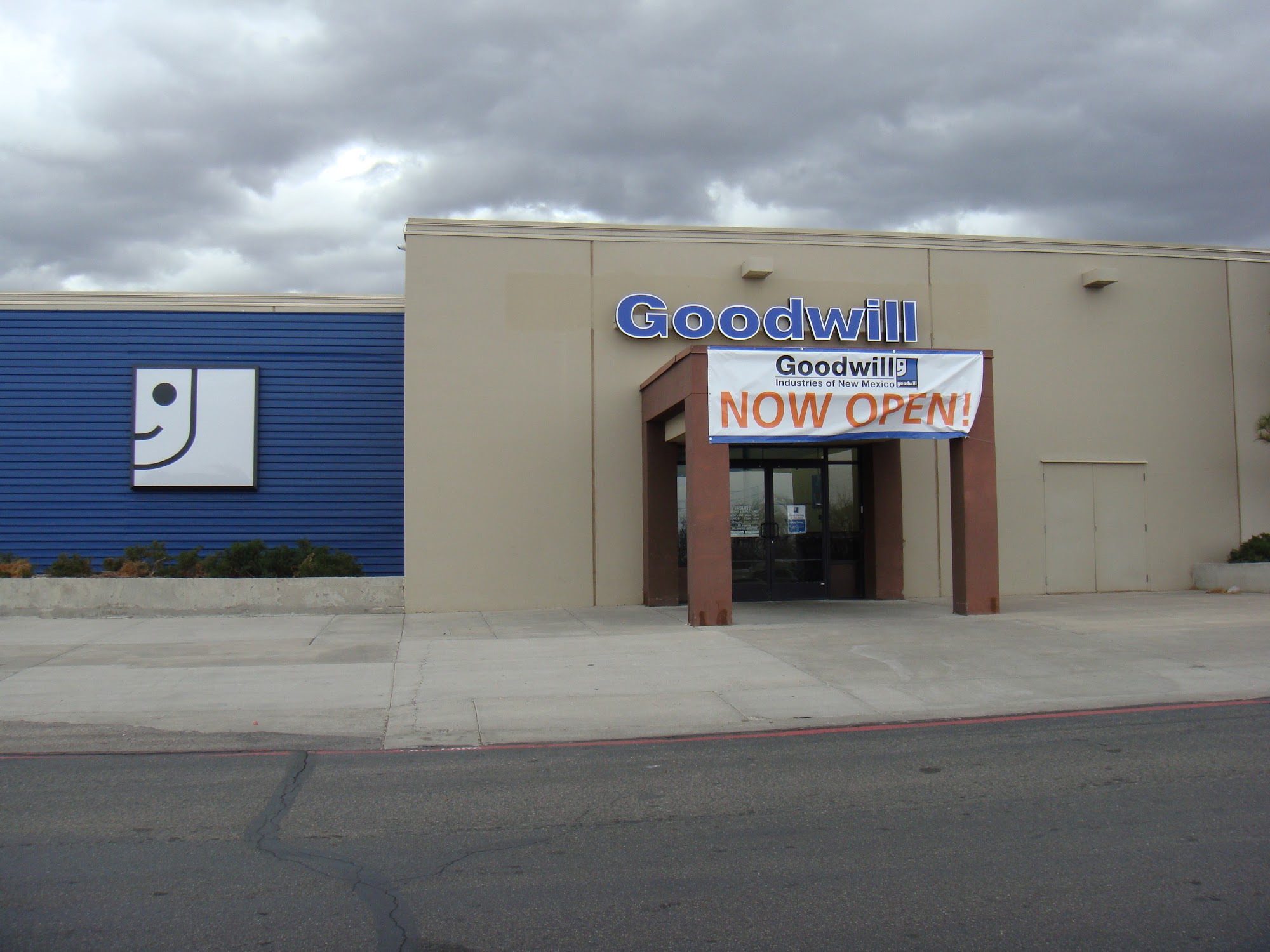 Goodwill- Copper Albuquerque