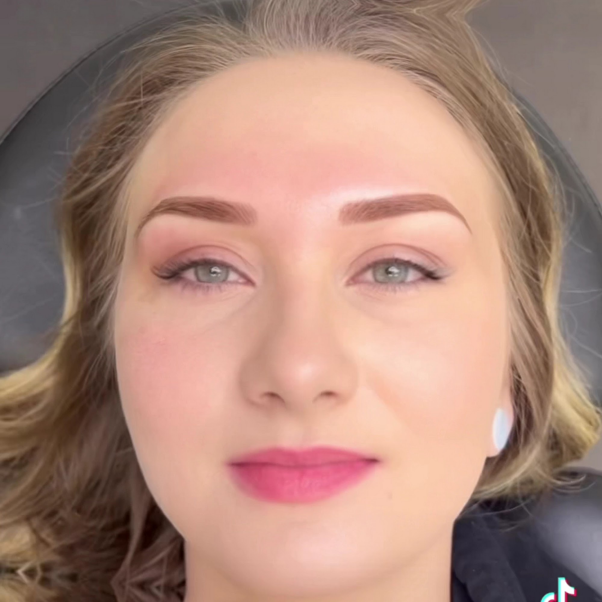 Wakeup with Makeup by Melissa