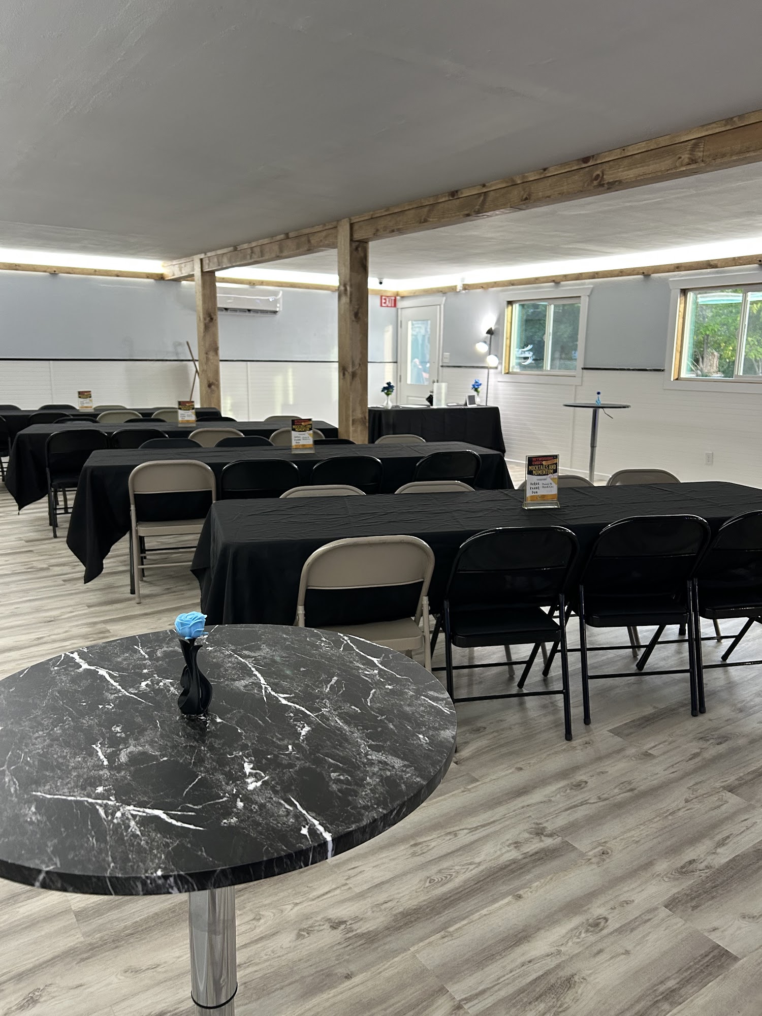 Aztec Event Den Aztec