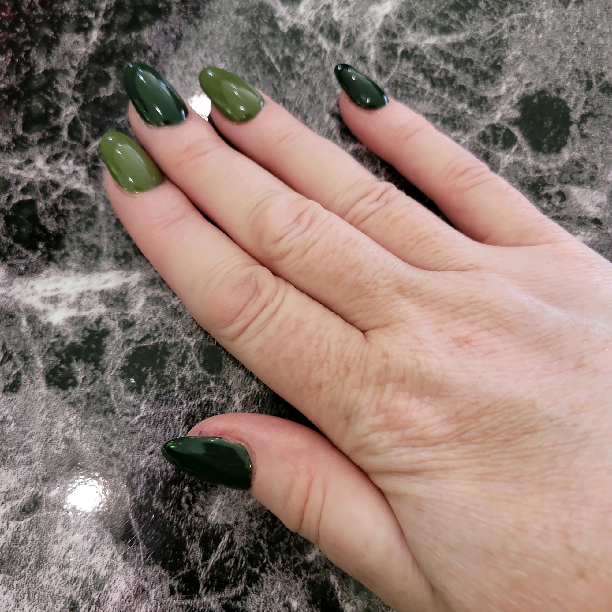 Lily's Nails & Spa