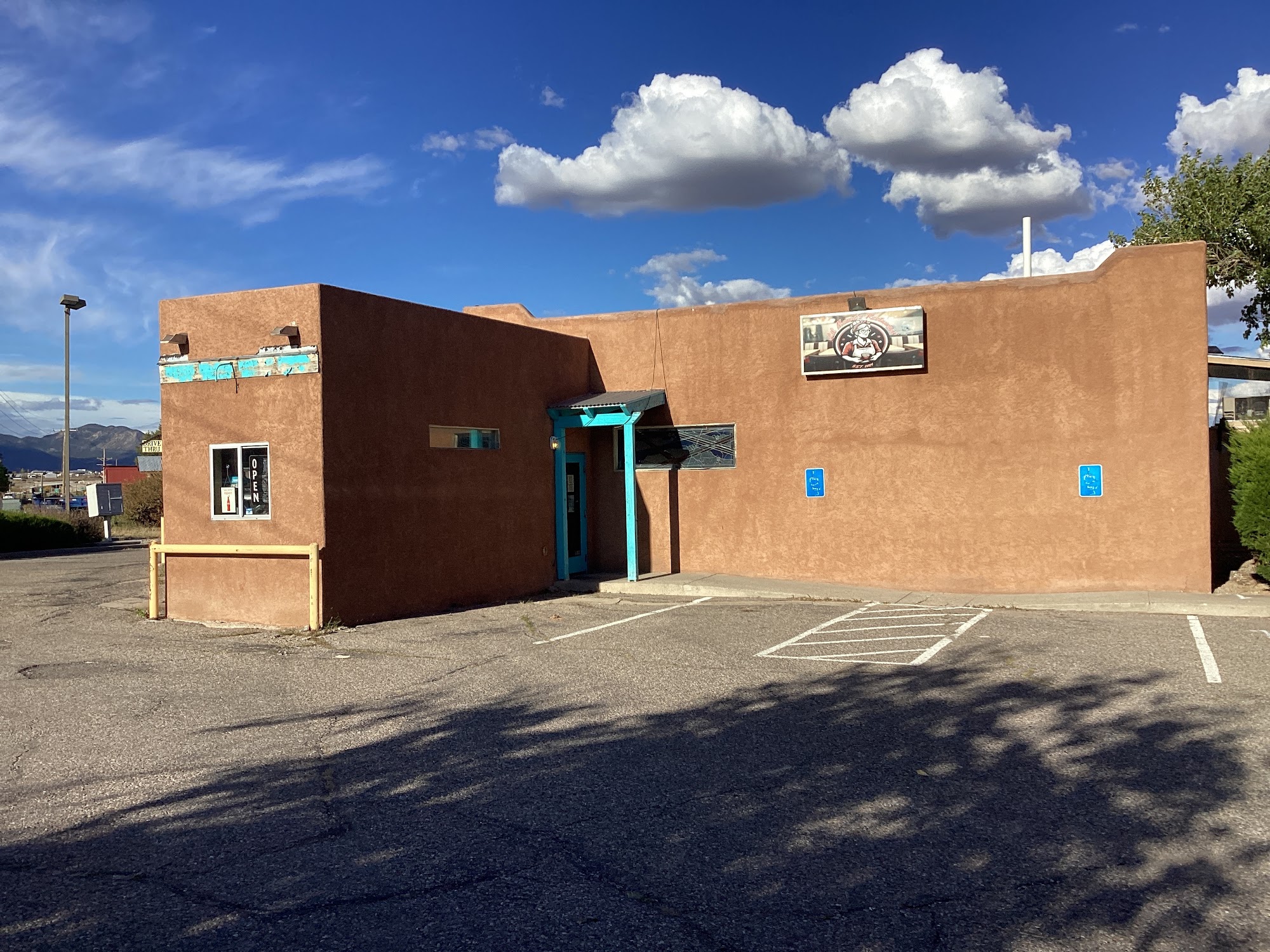 Lil Mama’s Restaurant