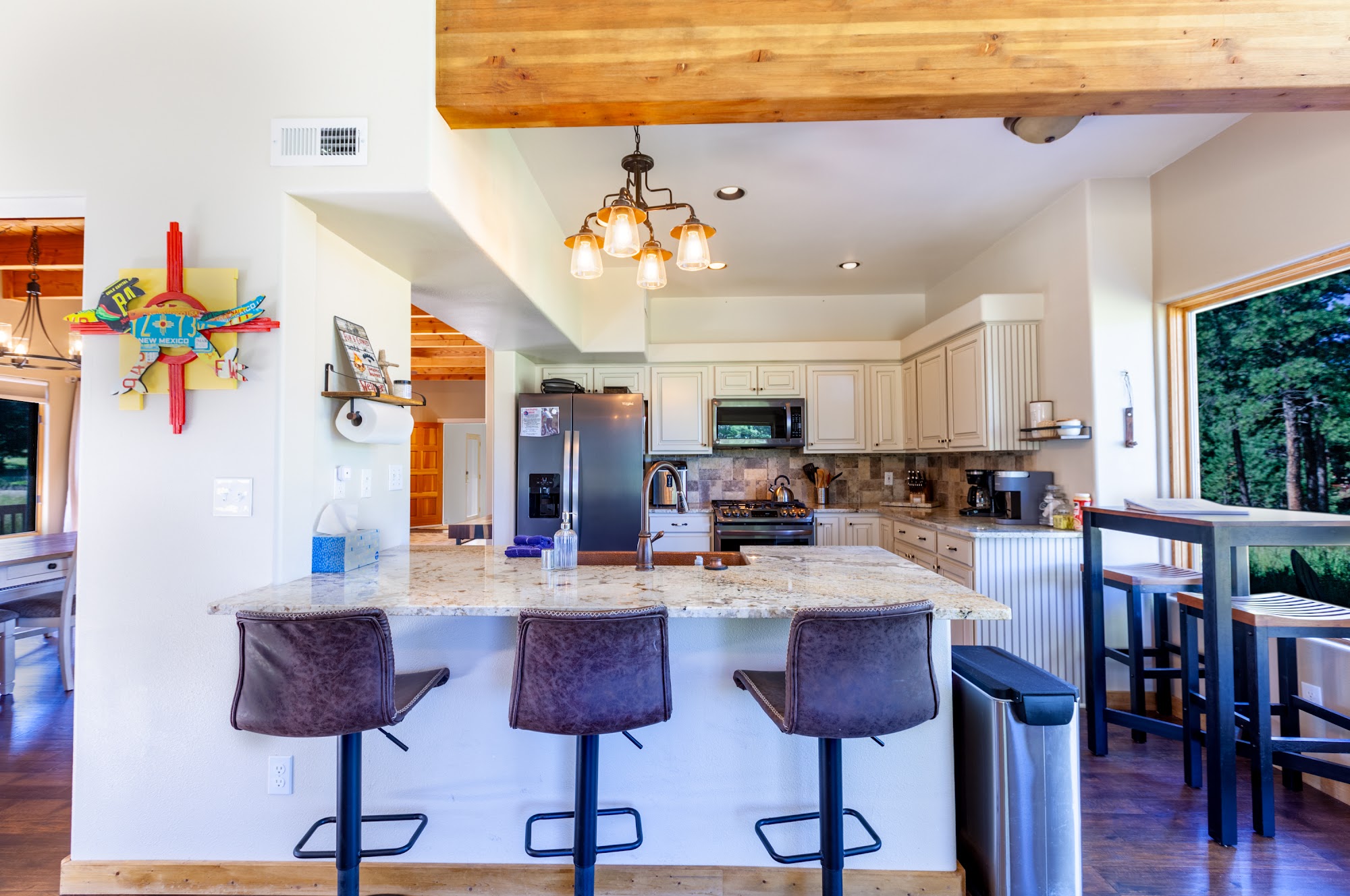 Chick With Clicks 11 Sacred Vista Rd, El Prado New Mexico 87529