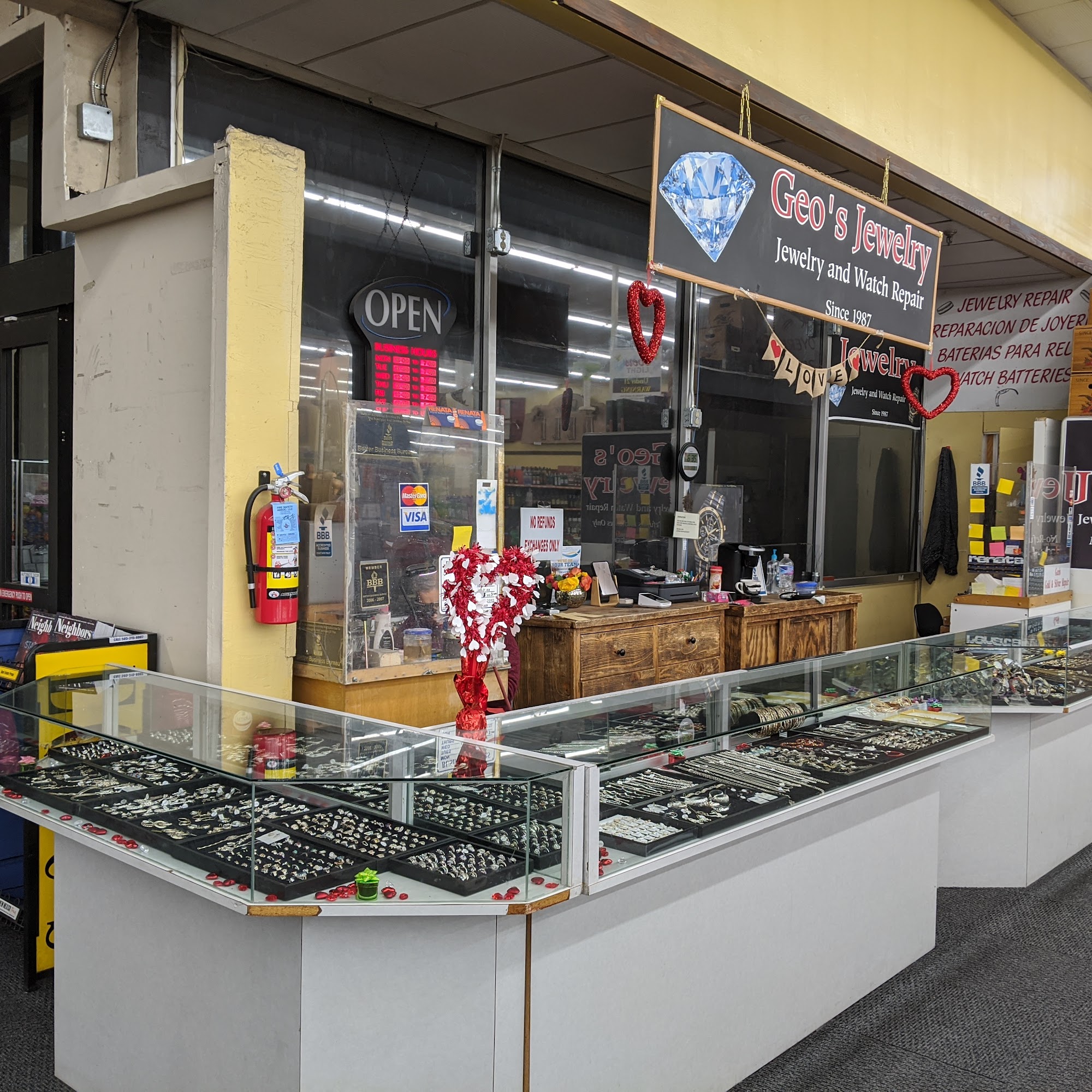 Geo's Jewelry - Jewelry and Watch Repair Inside Lowe's Fiesta Foods, 2180 N Main St, Las Cruces New Mexico 88001