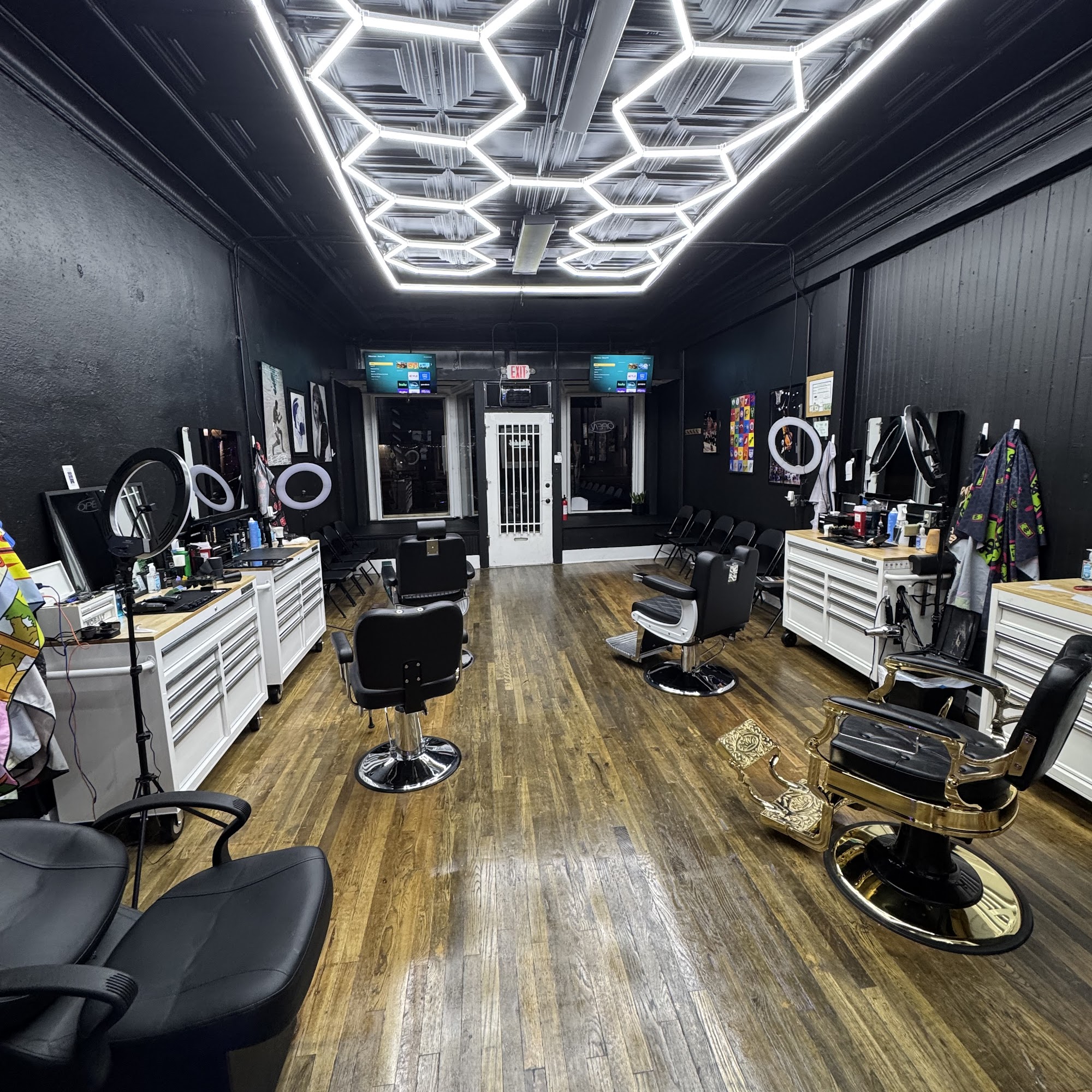 Blended Barbershop 1213 National Ave, Las Vegas New Mexico 87701