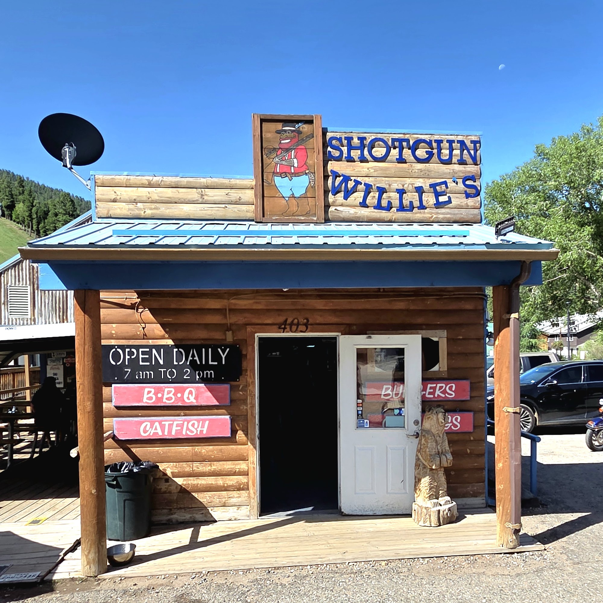 Shotgun Willie's Red River