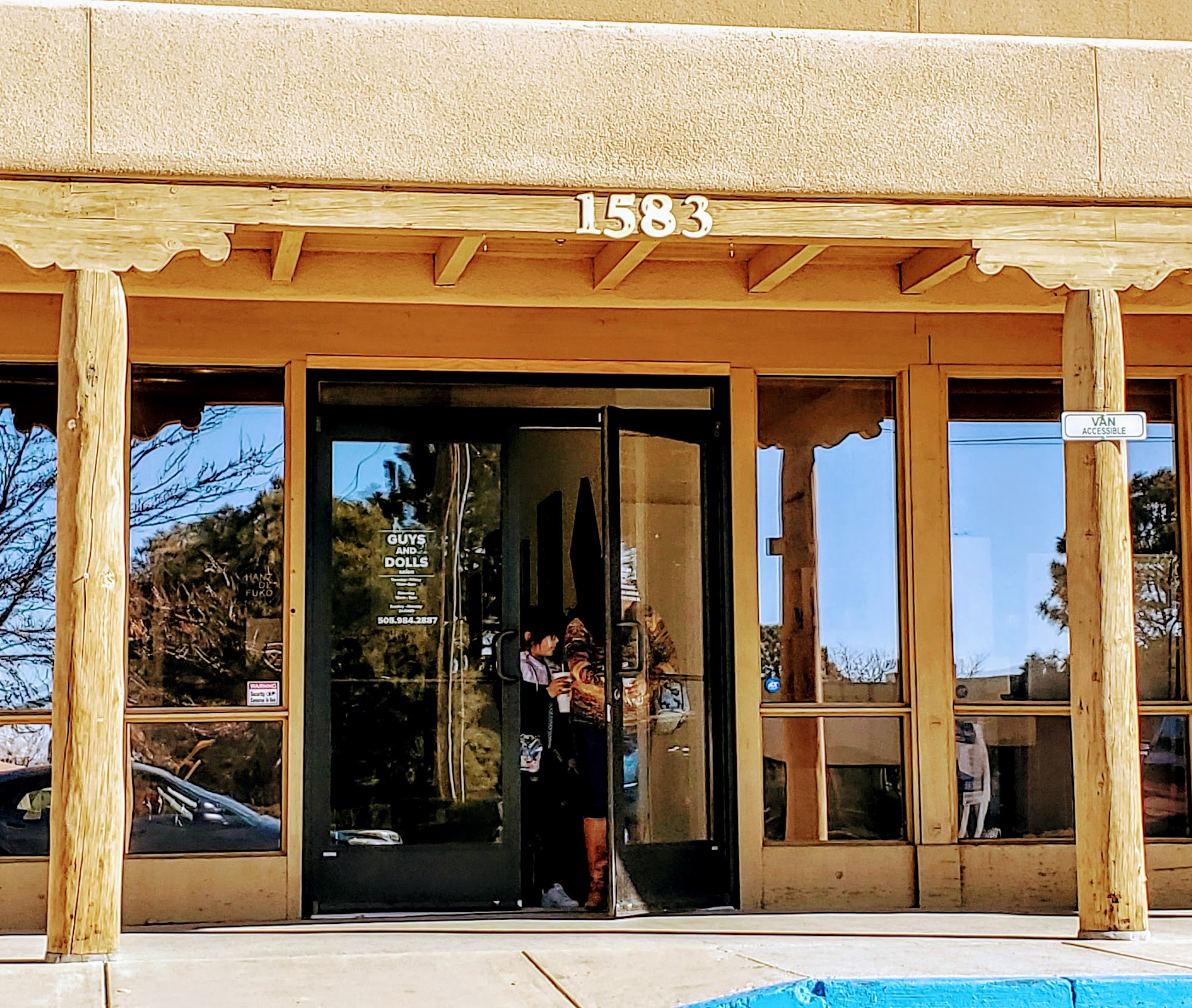 Guys & Dolls Salon 1587 Pacheco St suite D, Santa Fe New Mexico 87505