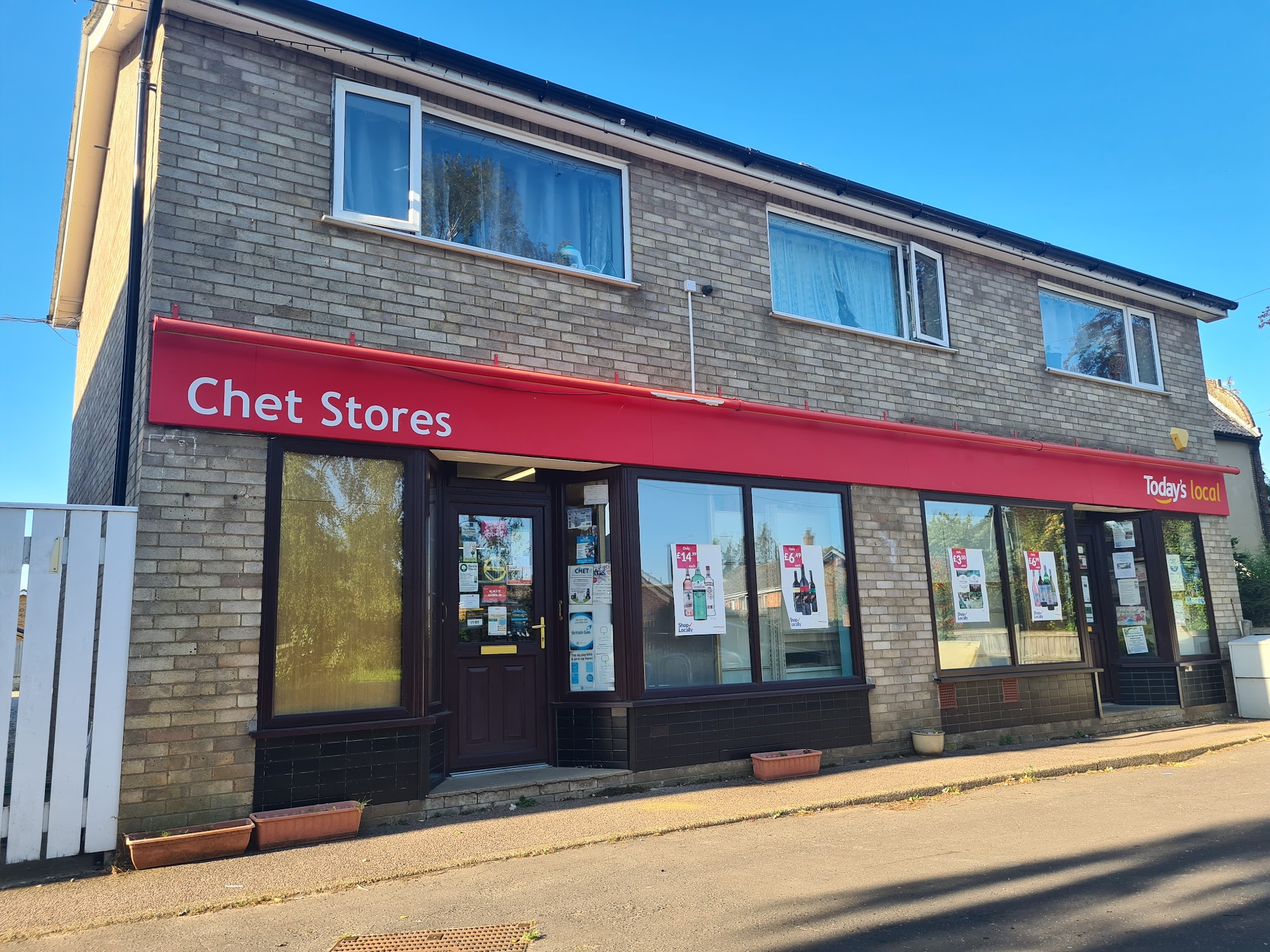 Chet Stores