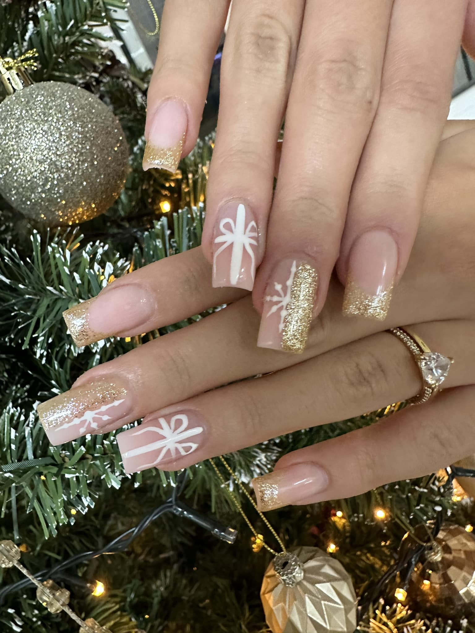 Hong's Nail & Beauty Salon