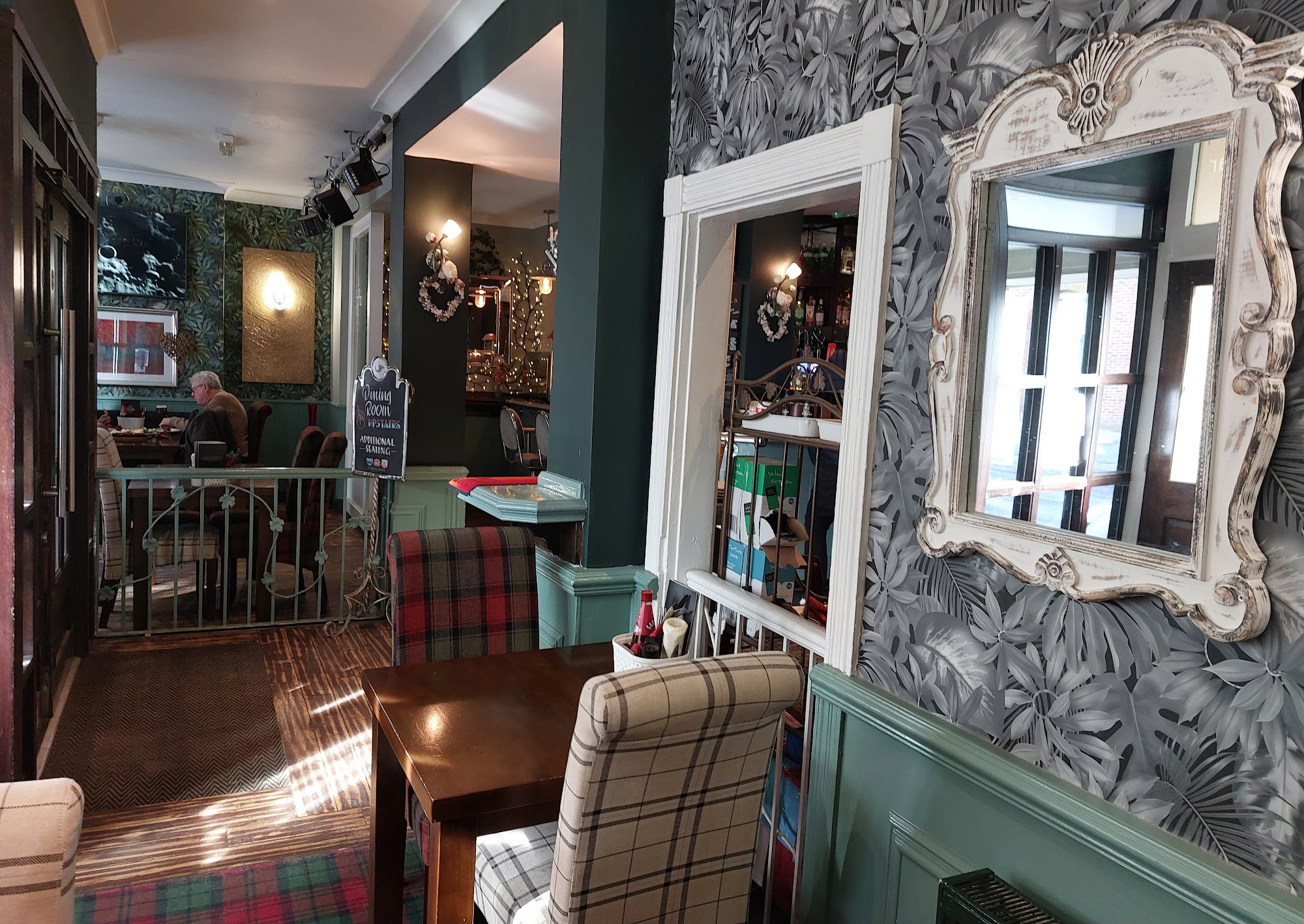 The Courtyard 4-6 Vernon Rd, Scarborough