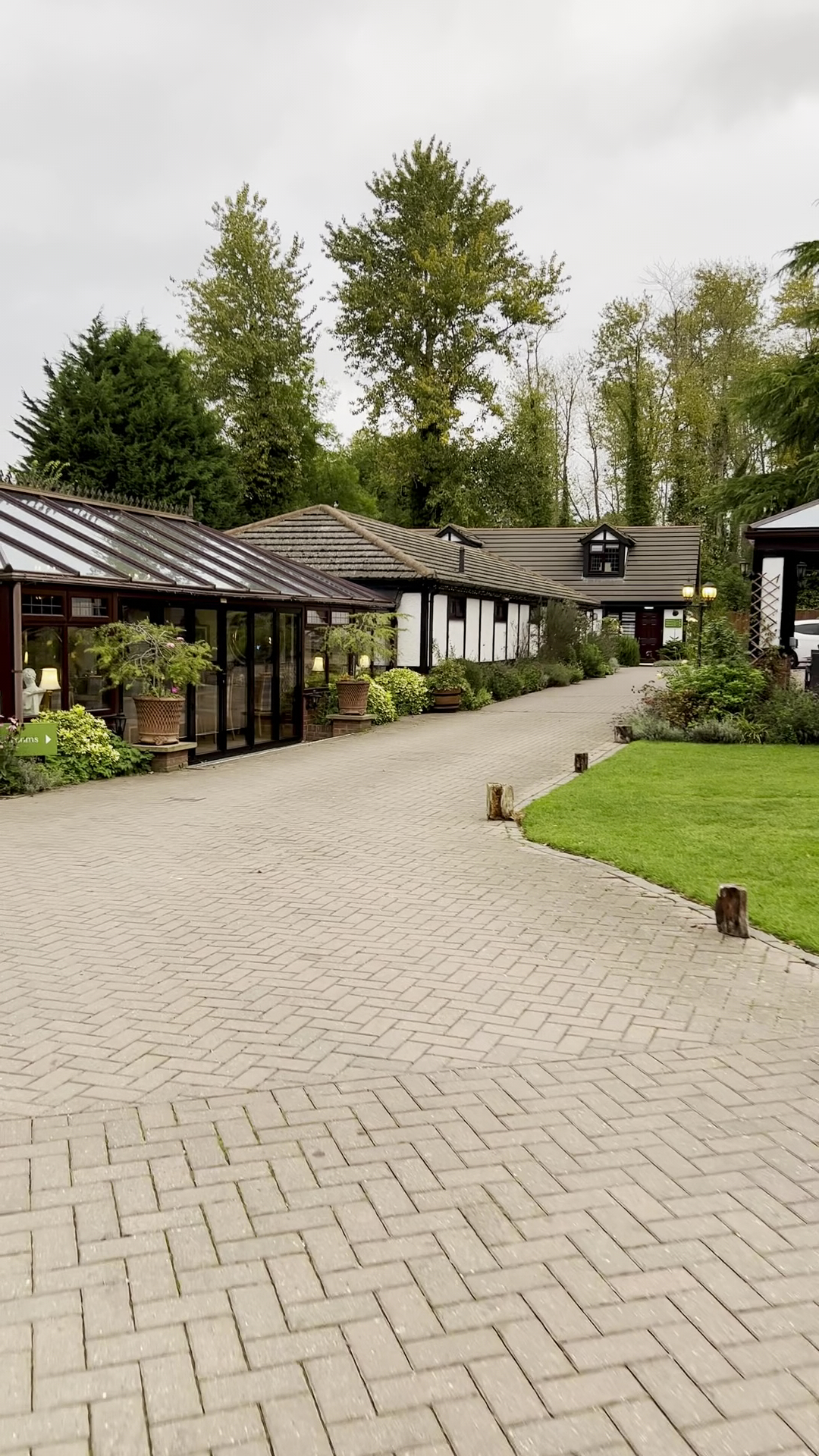 The Stanwick Hotel
