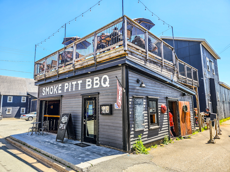 Smoke pitt bbq Lunenburg