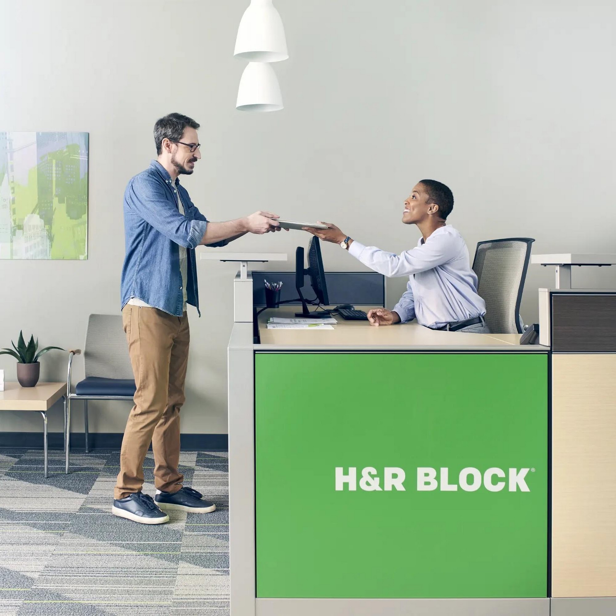 H&R Block 47 Paint St #25, Port Hawkesbury, NS B9A 3J9