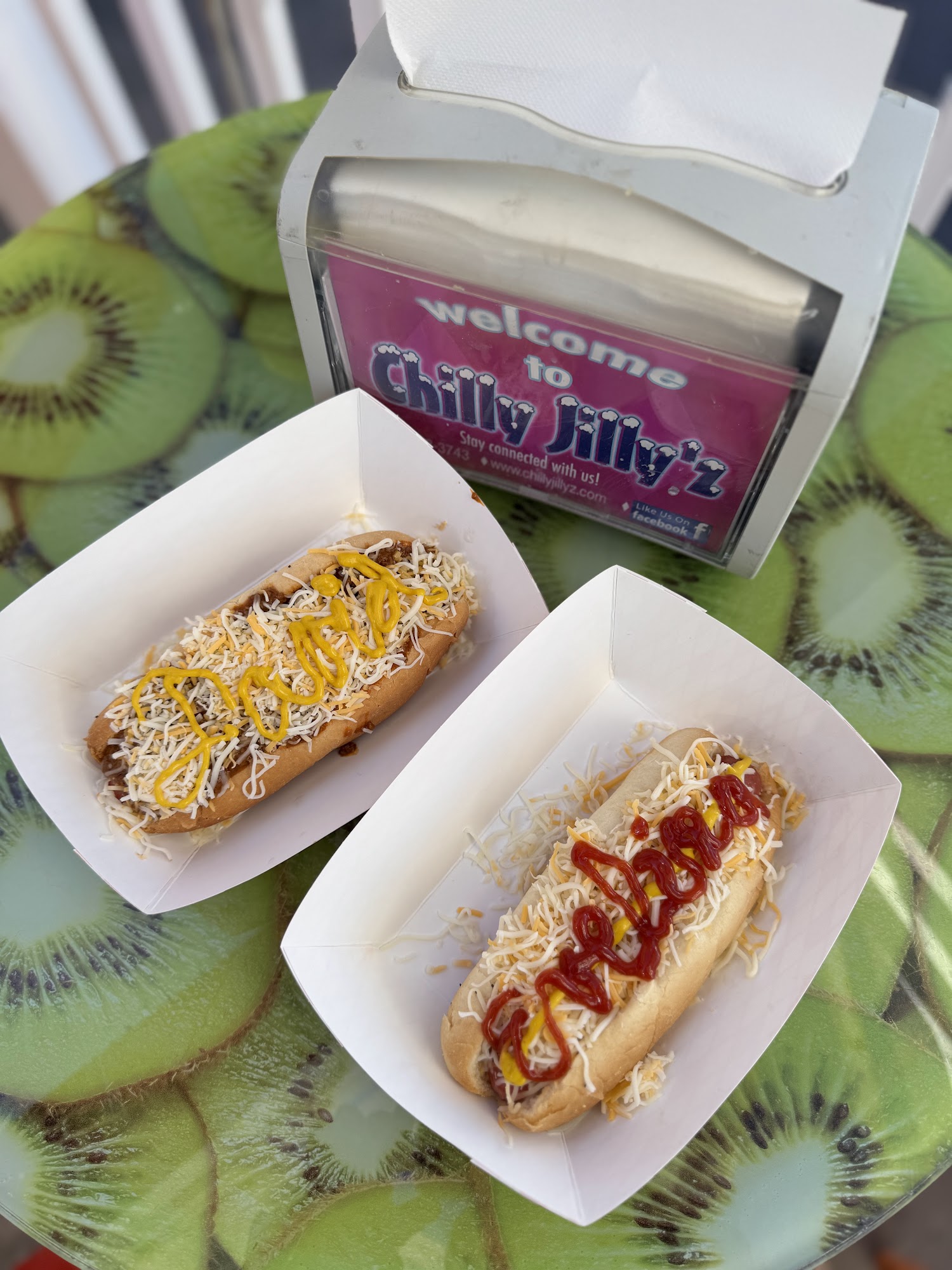 Moms Hot Dogs Boulder City