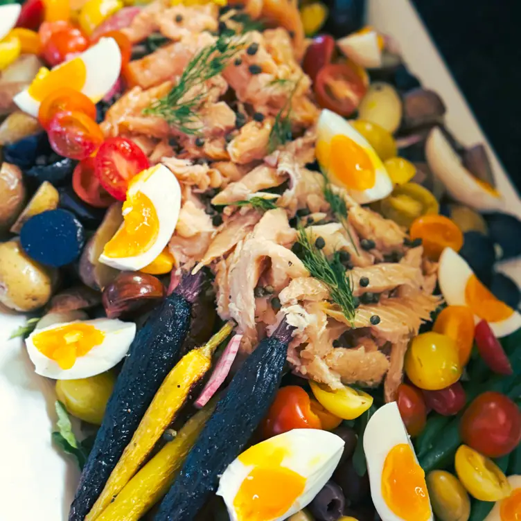 Photo credit: opentable