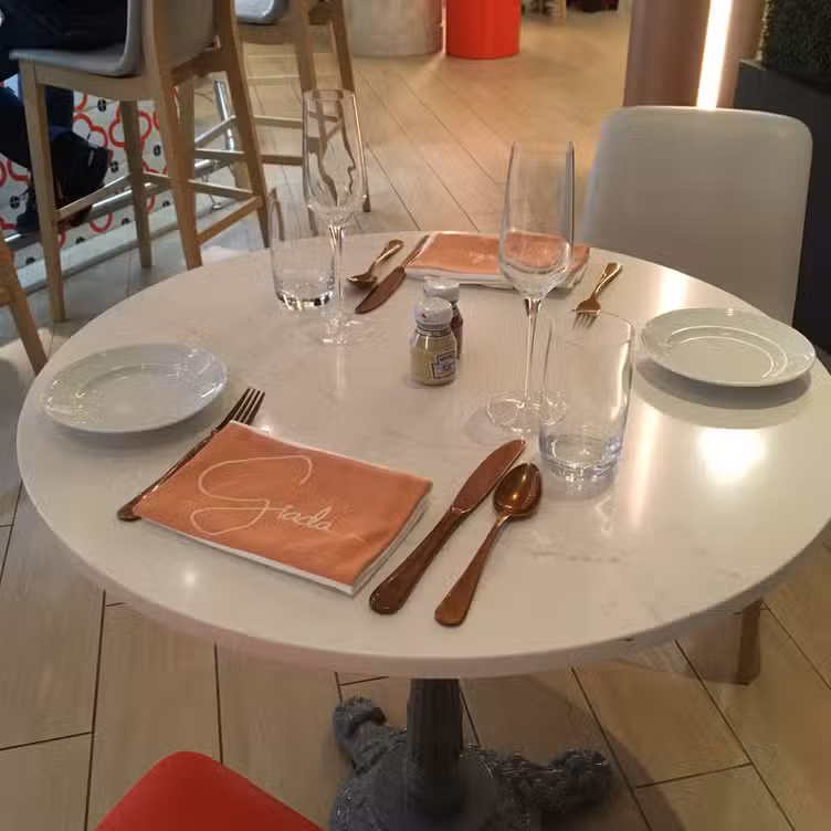 Photo credit: opentable