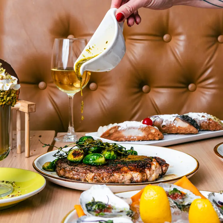 Photo credit: opentable