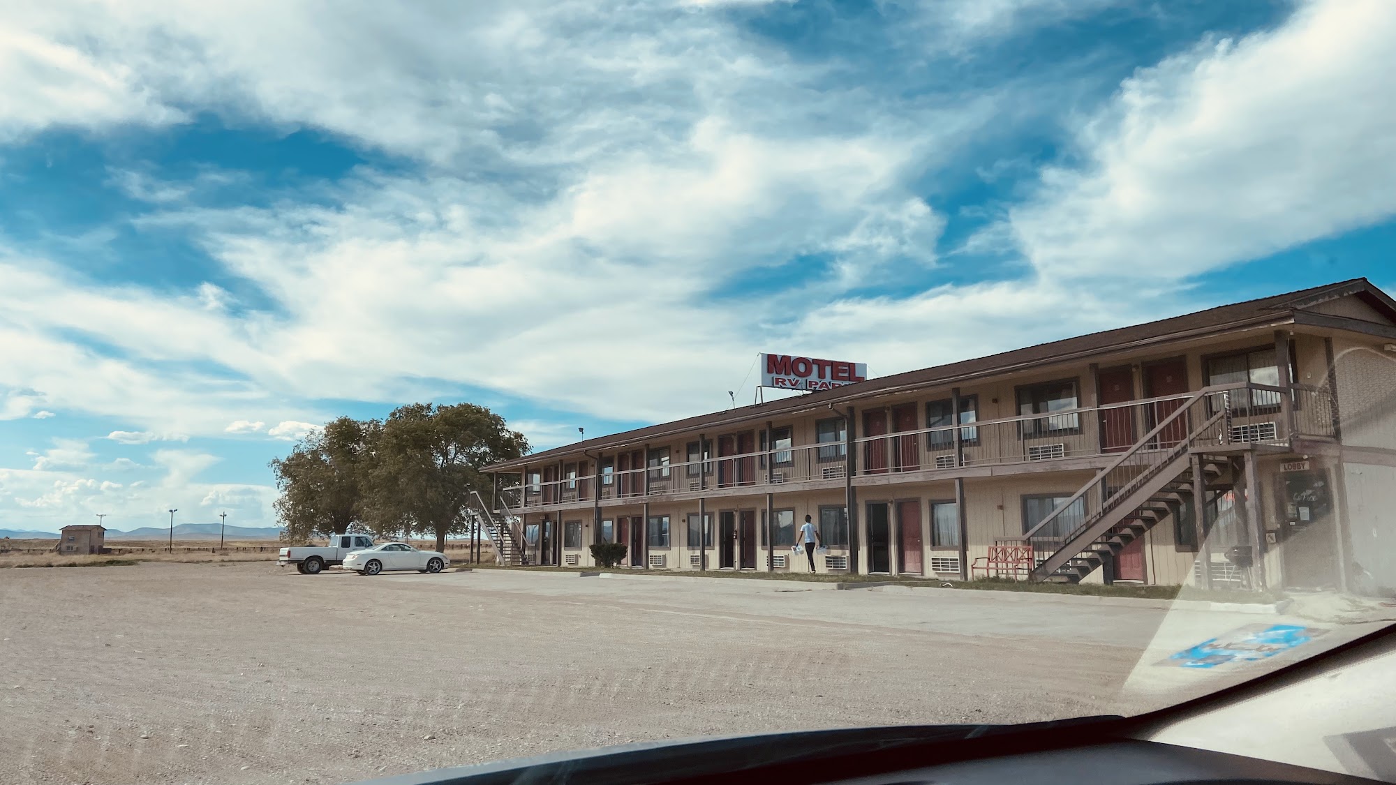 Lane's Ranch Motel Lund