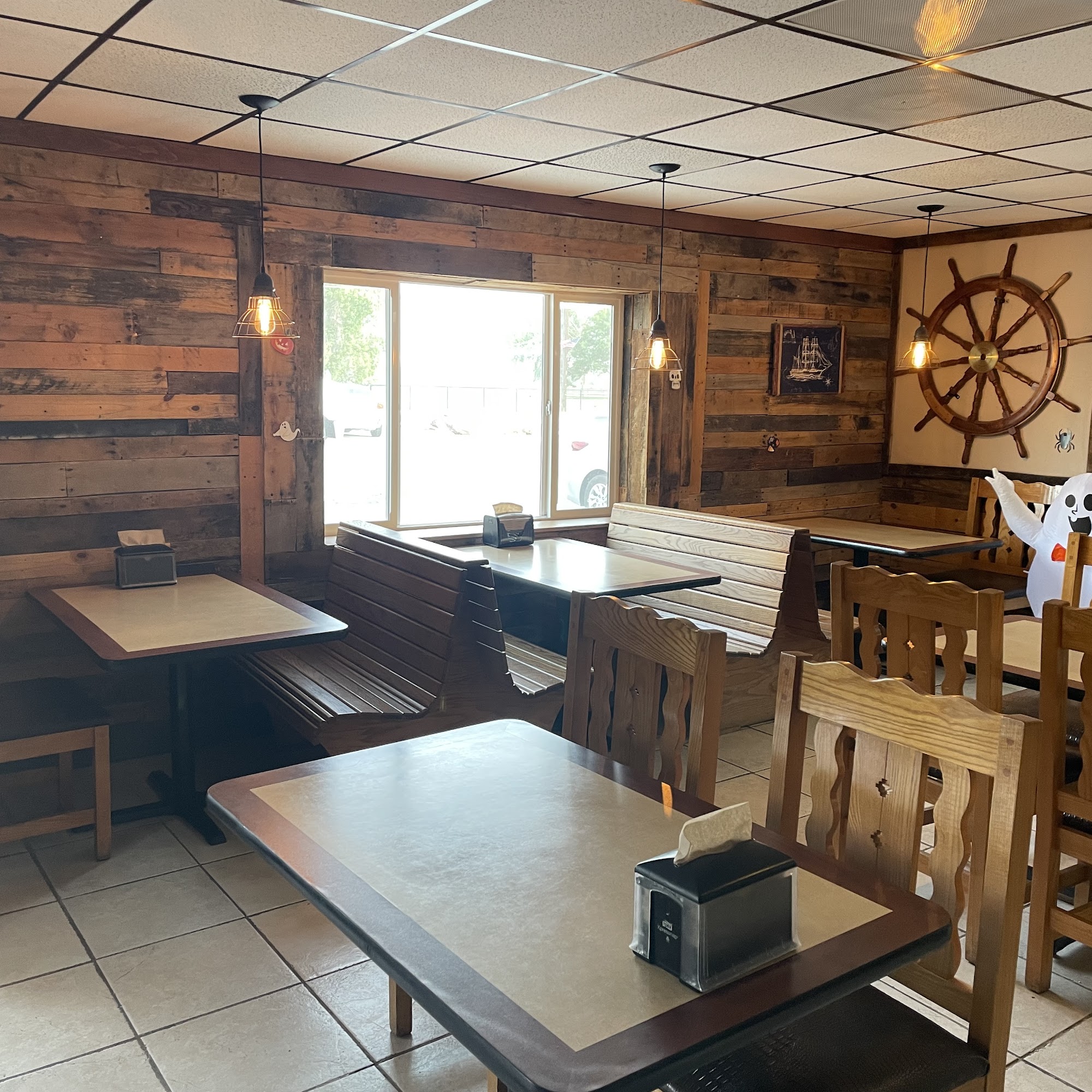 Pirates Landing Moapa Valley