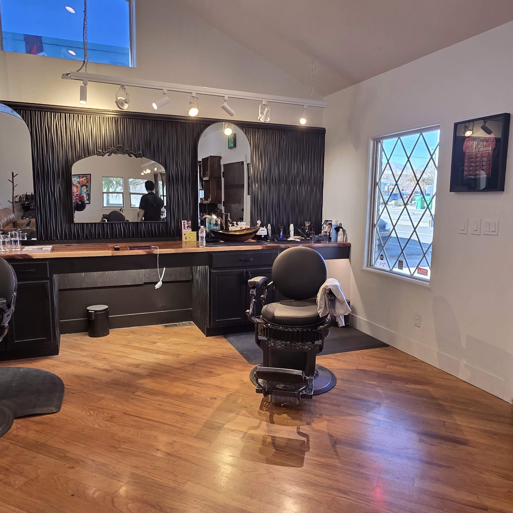 Hollow Ground Barbering 224 Vassar St, Reno Nevada 89502