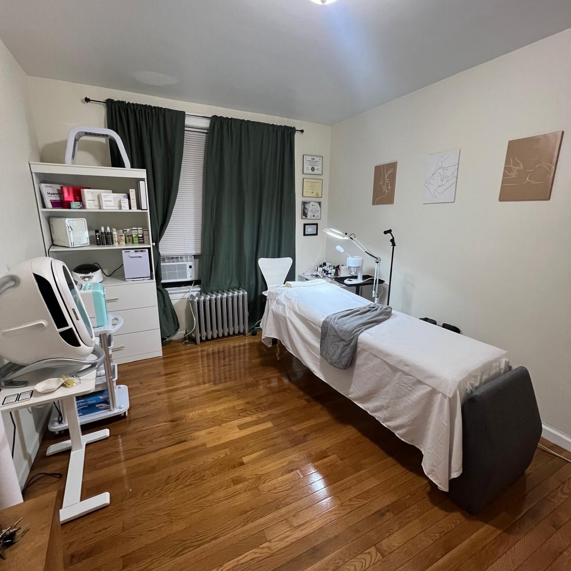 AndreaEsthetics.NYC 30-49 Crescent St, Astoria New York 11102