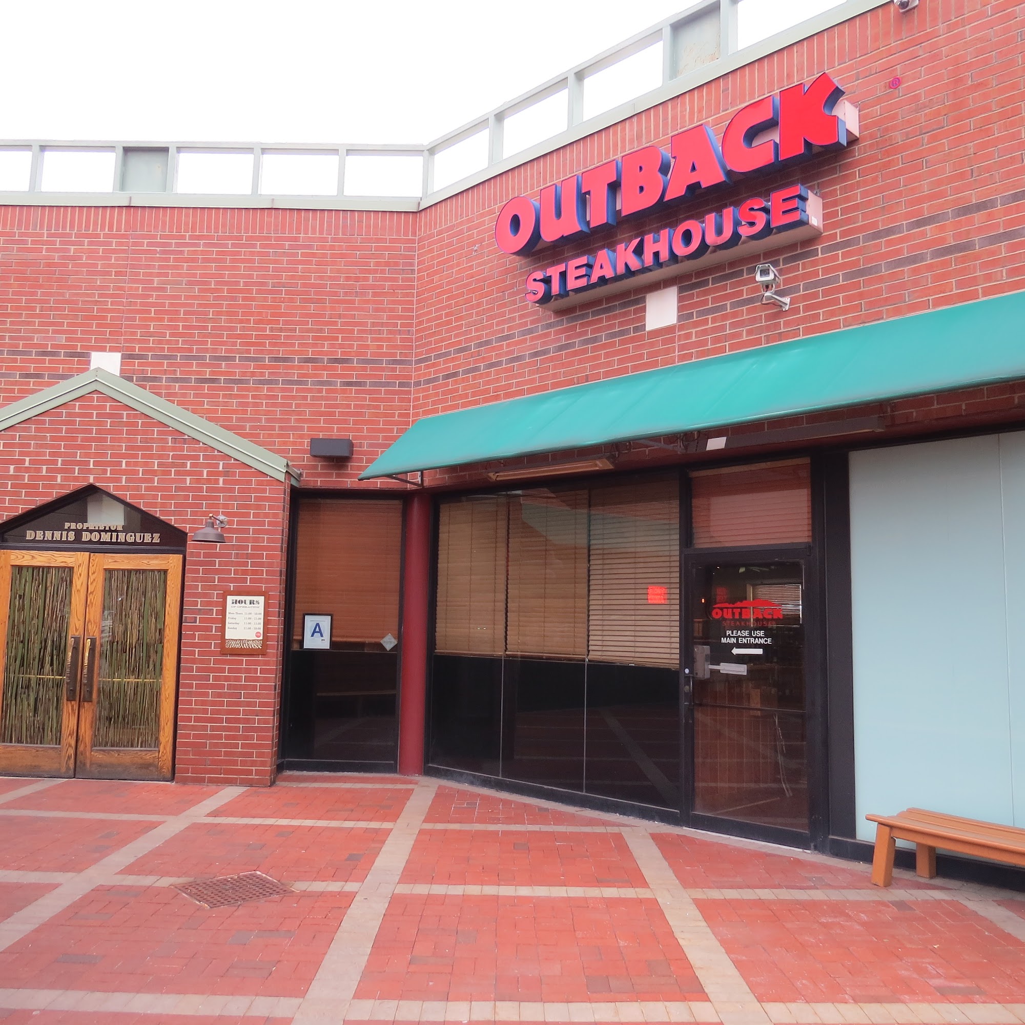 Outback Steakhouse Bayside