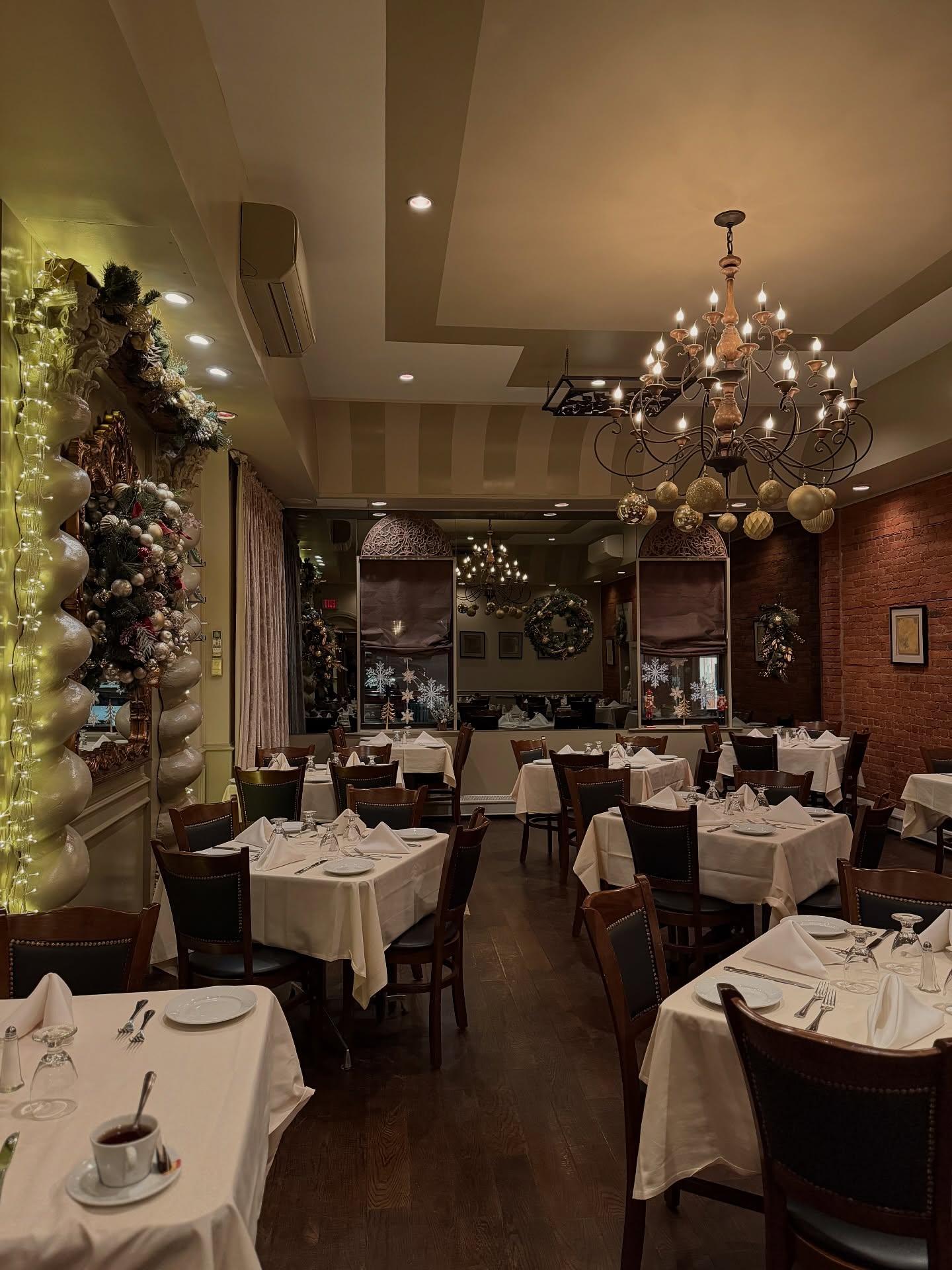 Brother's Trattoria Beacon