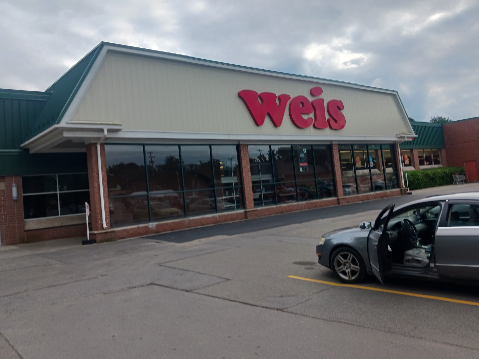 Weis Markets