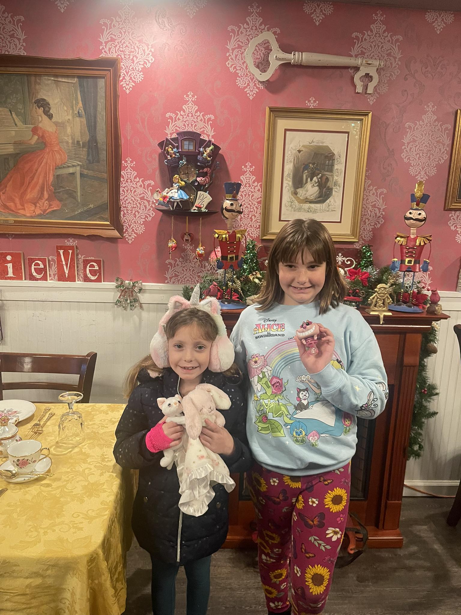 The Mad Batter Tea Room & Restaurant Blue Point