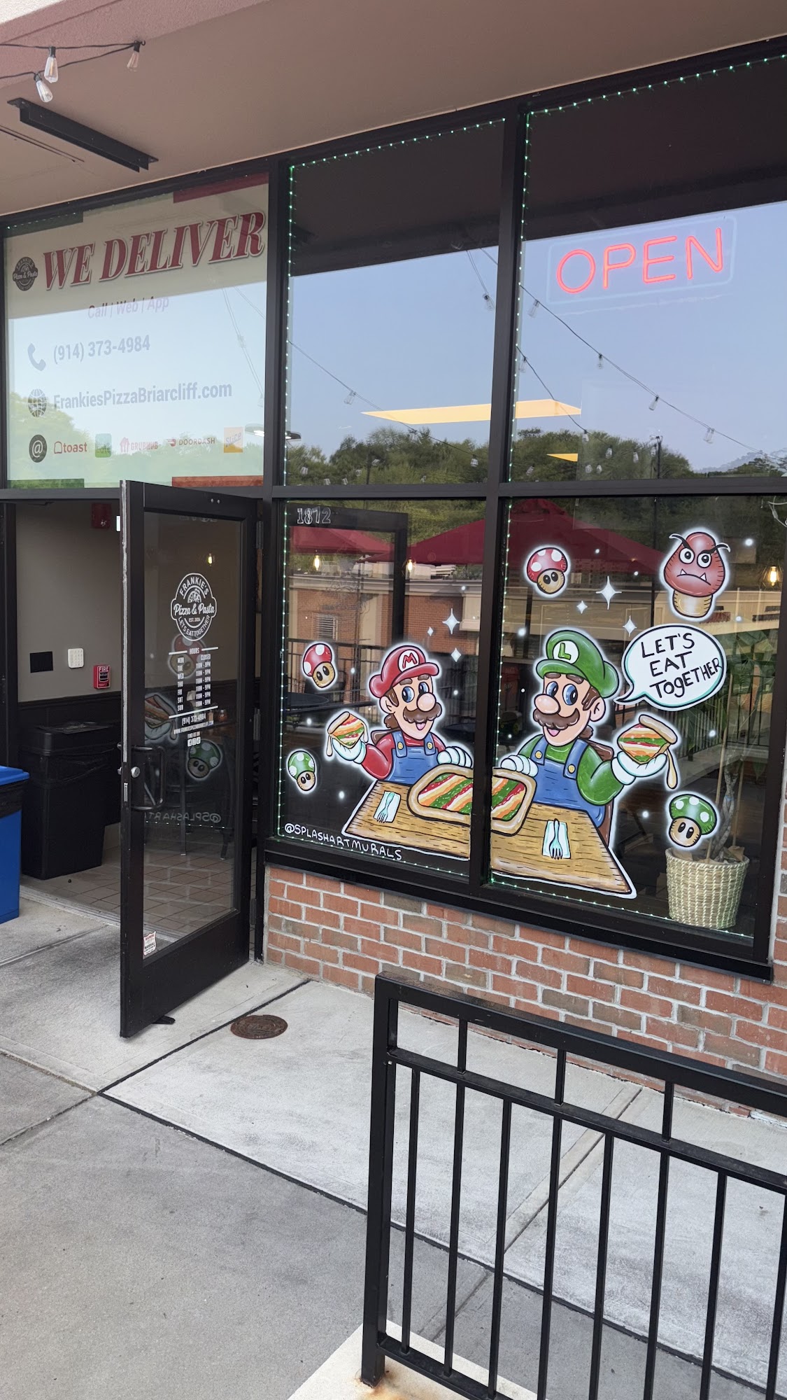 Frankies Pizza & Pasta 1872 Pleasantville Rd, Briarcliff Manor, NY 10510