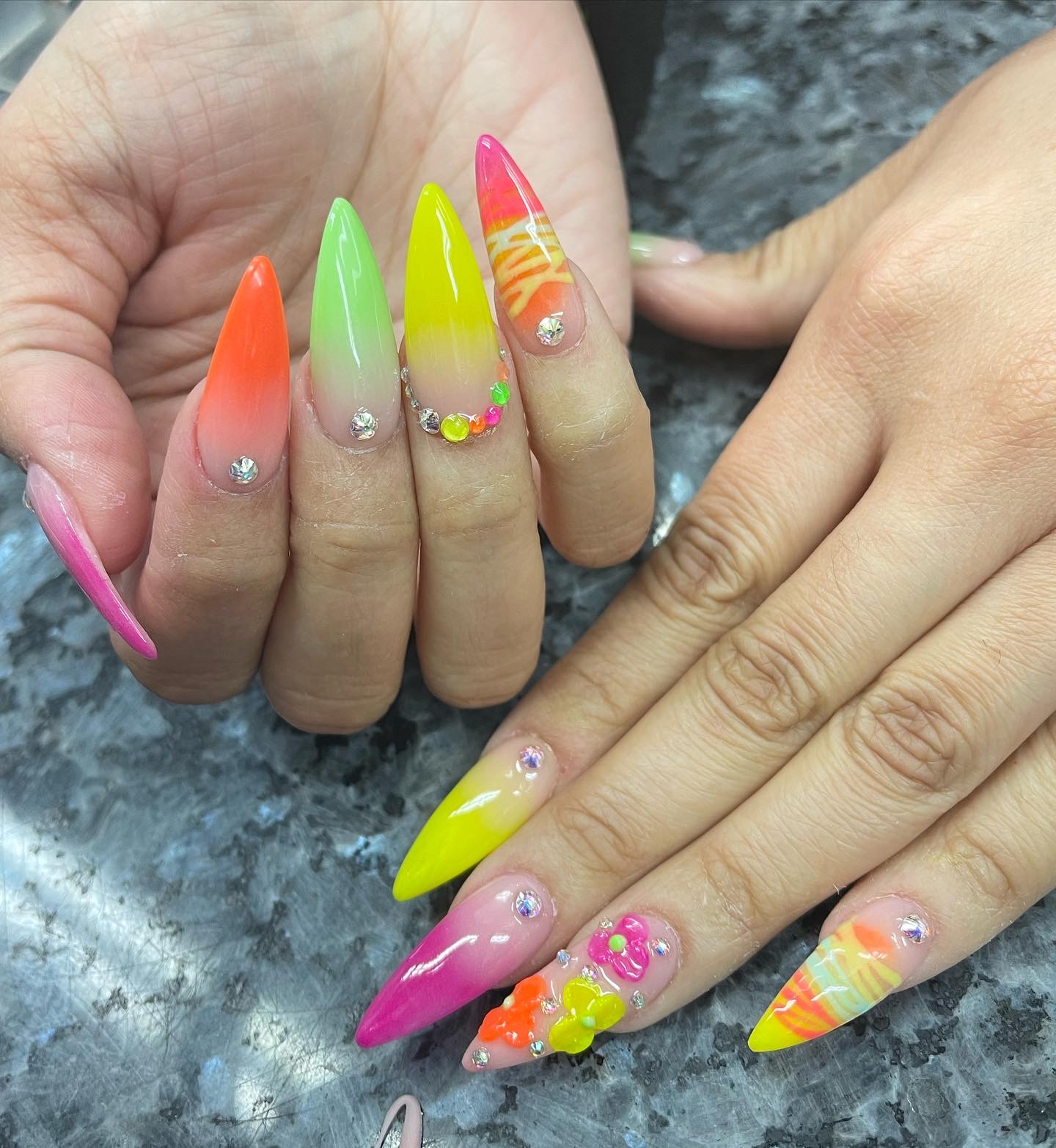 Vip Nail Salon by Linda 2727 White Plains Rd, Bronx New York 10467