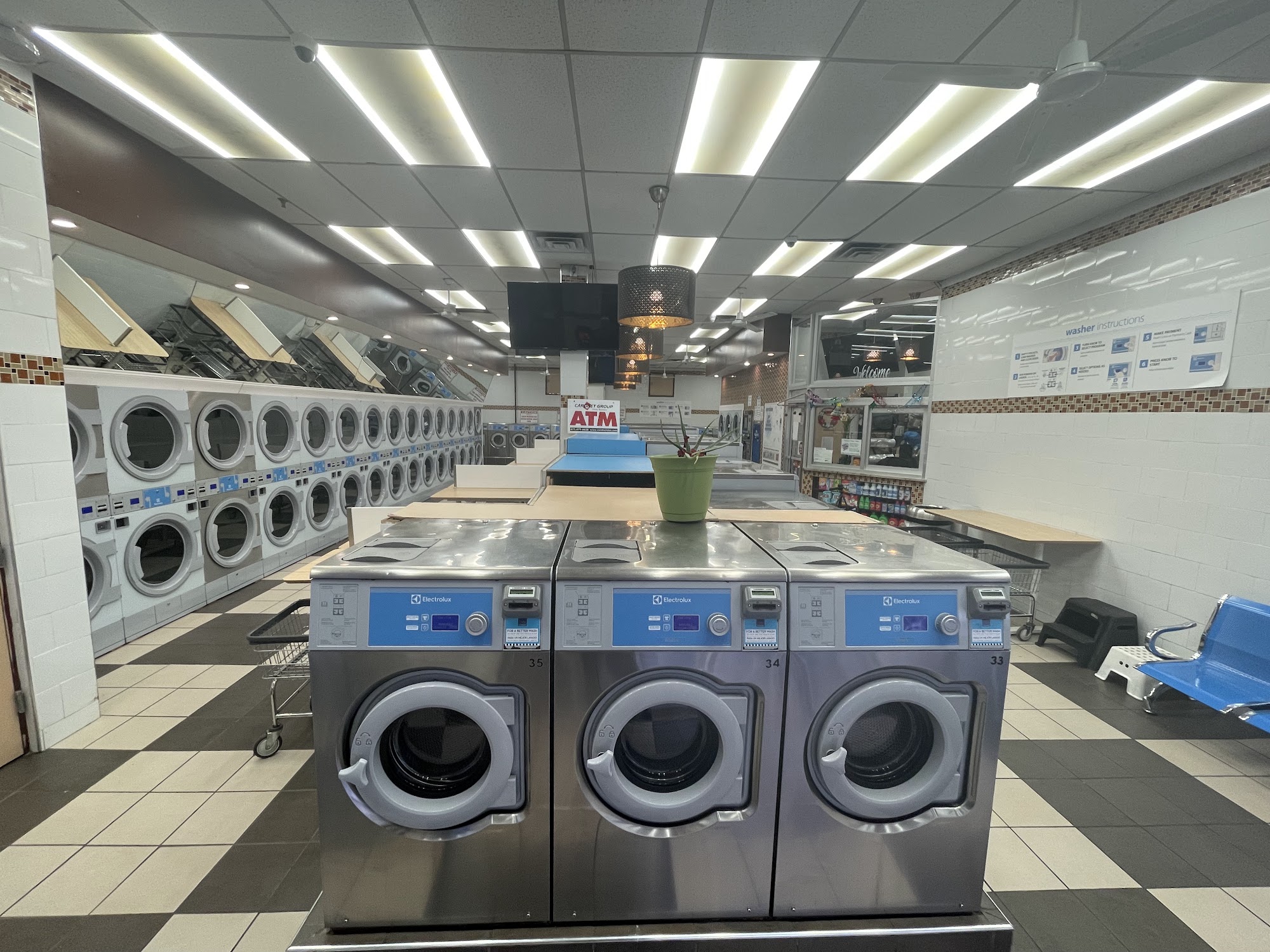 2286 LAUNDROMAT 2286 Davidson Ave, Bronx New York 10468