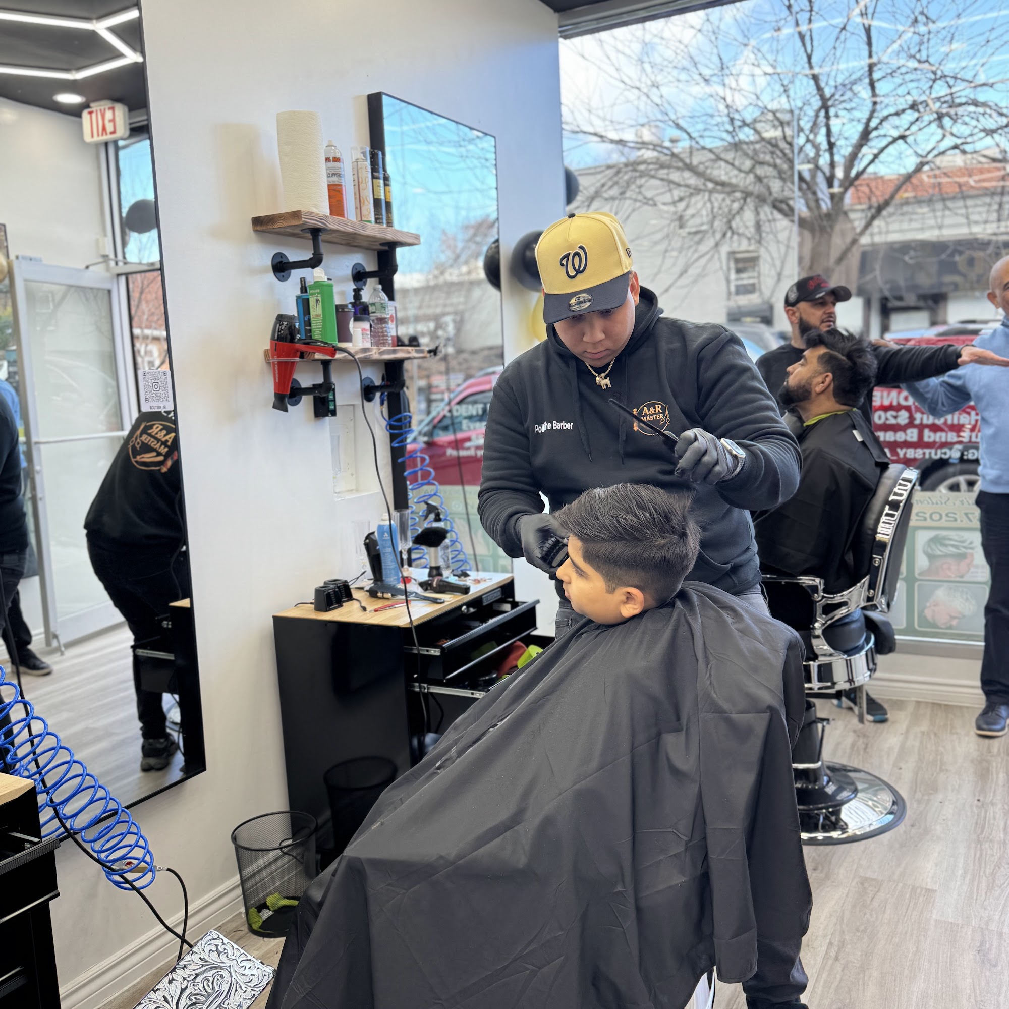 A&R Master BarberShop 466 W 261st St, Bronx New York 10471