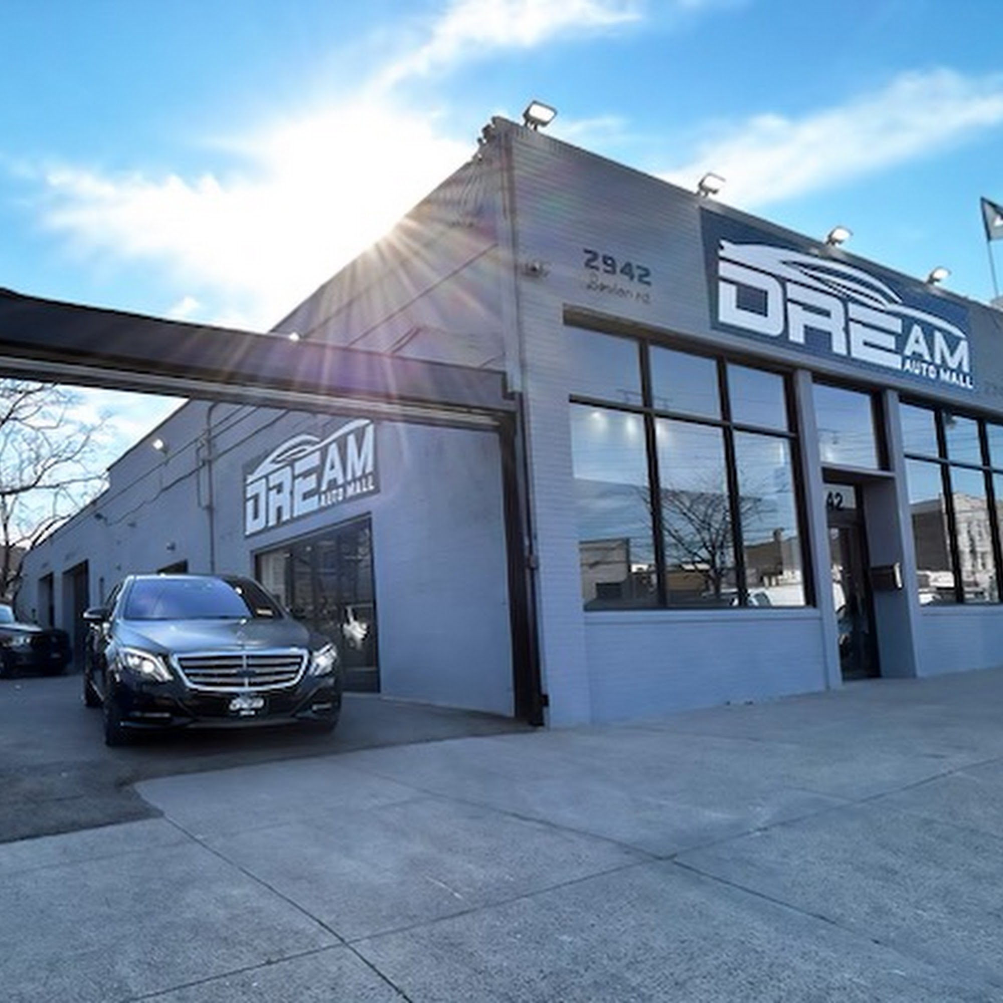 Dream Auto Mall