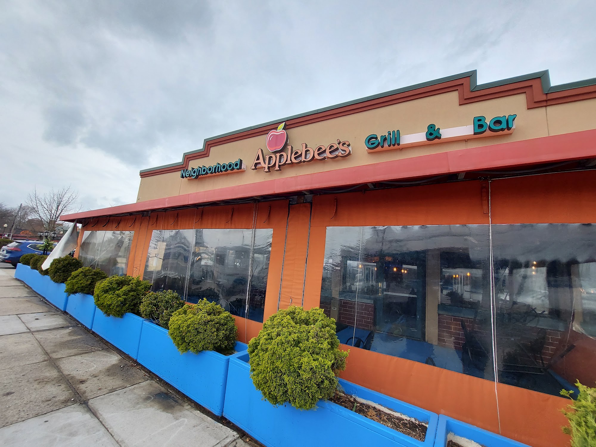 Applebee's Grill + Bar