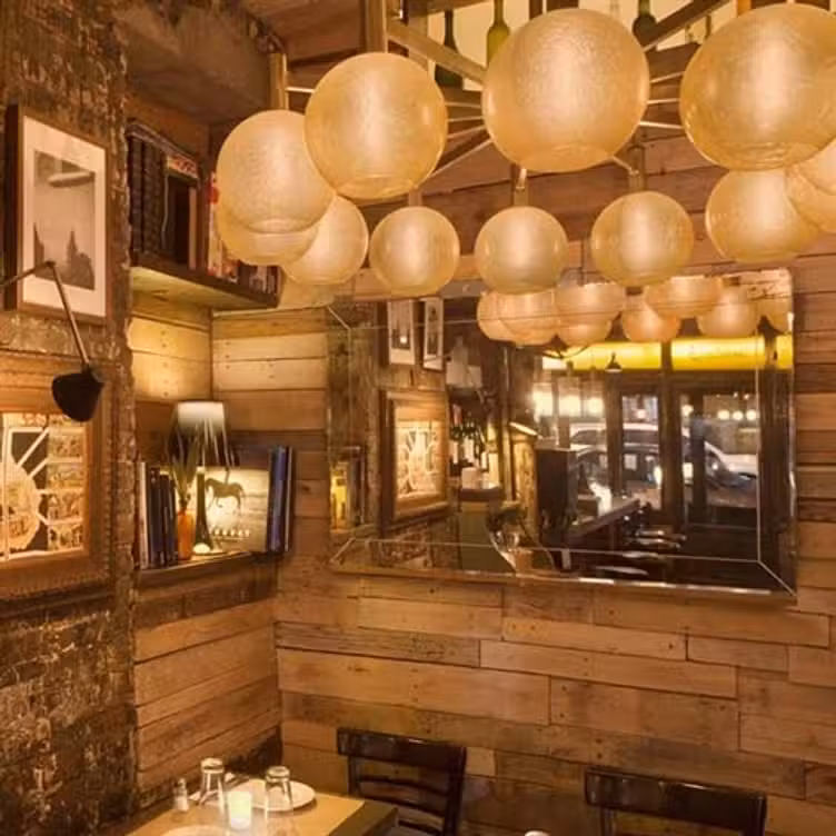 Photo credit: opentable