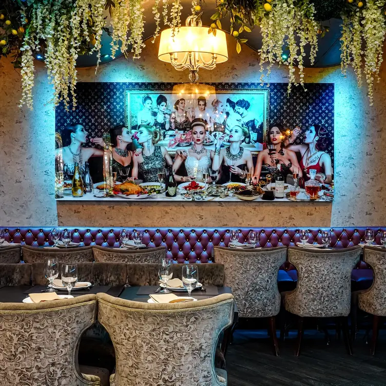 Photo credit: opentable