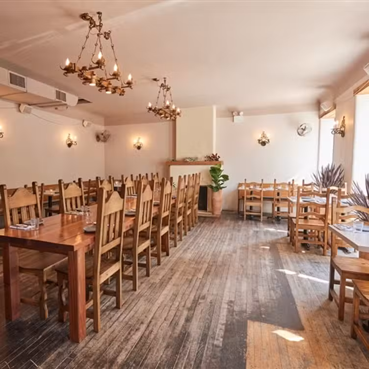 Photo credit: opentable