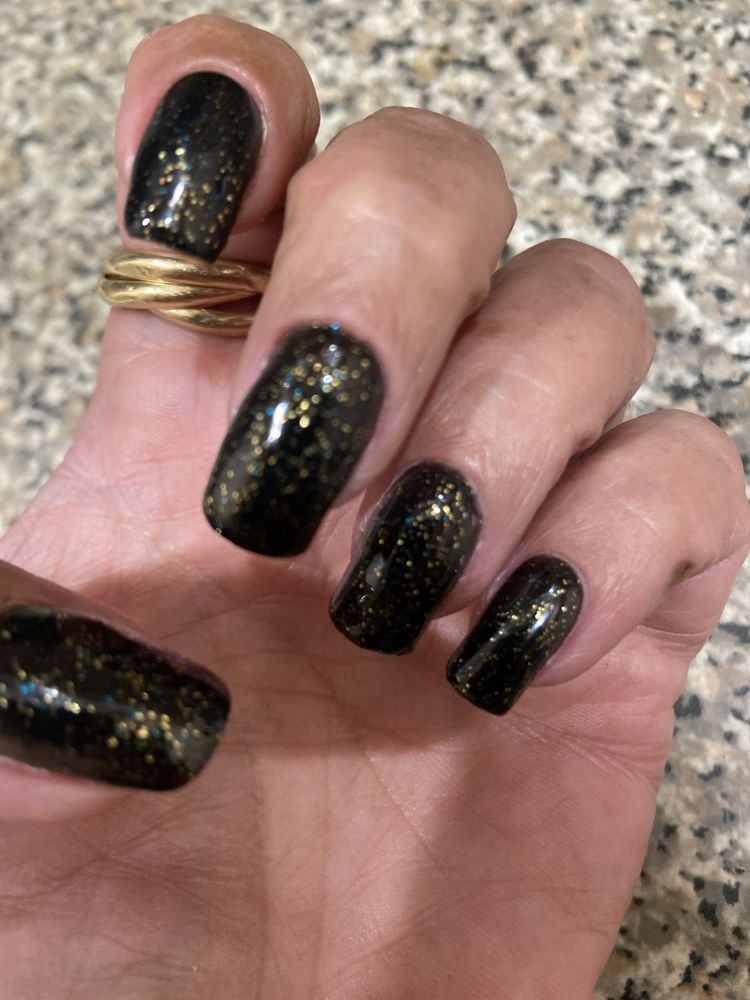 Yokanivi Unisex Beauty Salon