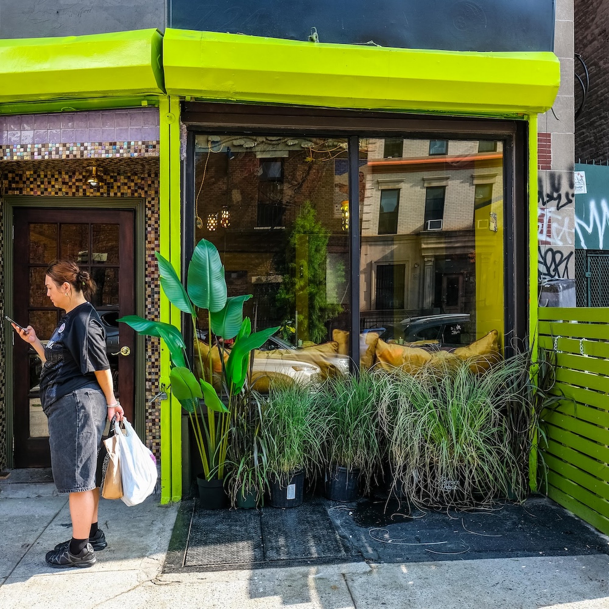 BONG NYC 724 Sterling Pl, Brooklyn