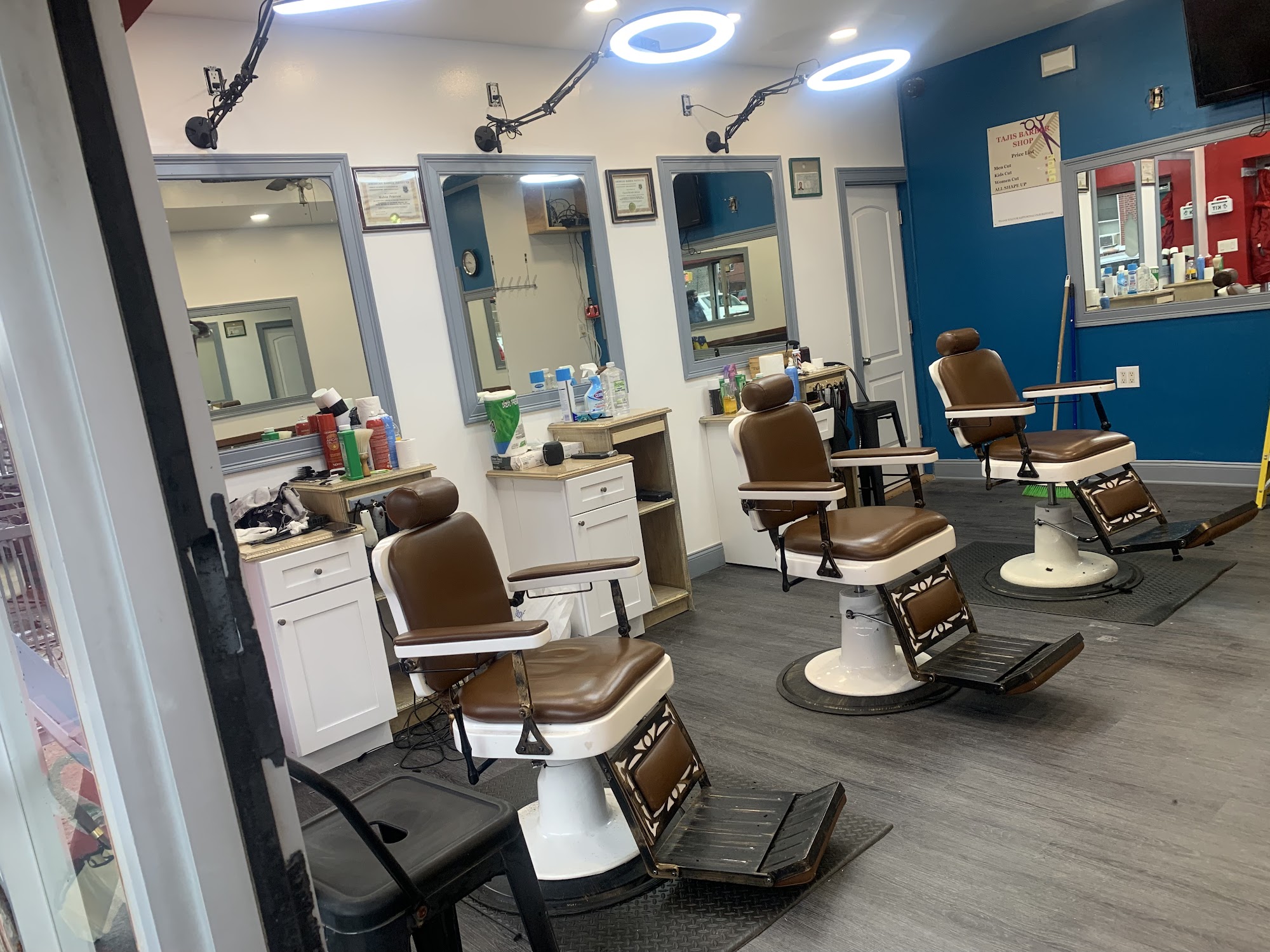 Taji's Barber Shop