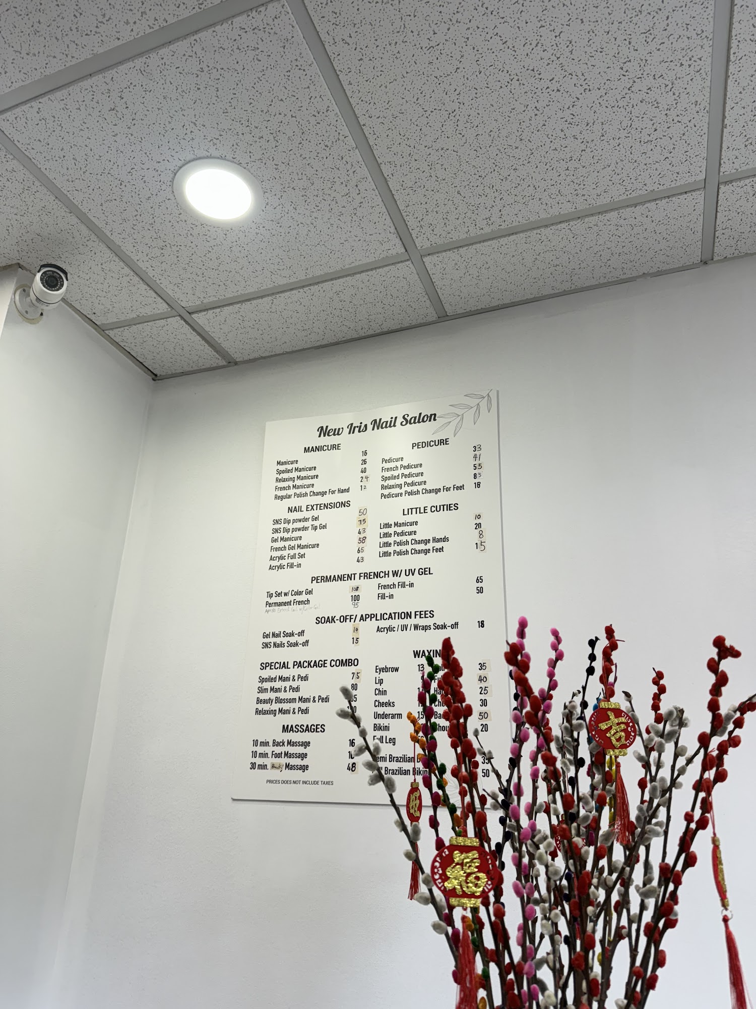 New Iris nail salon 93 Montague St, Brooklyn New York 11201