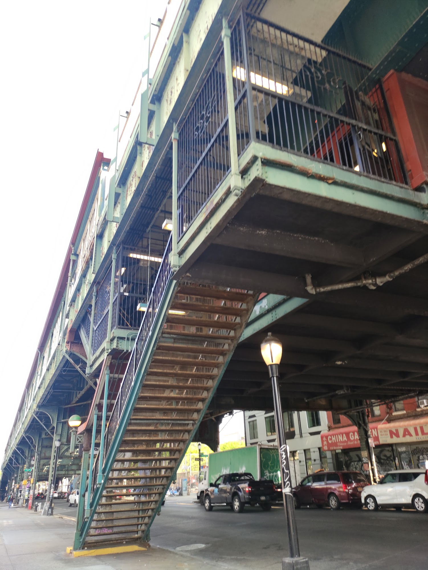 Big Apple Beauty Salon