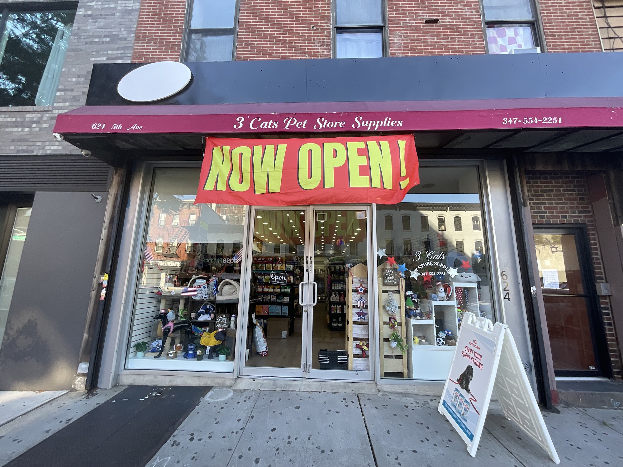 3 Cats Pet Store Supplies