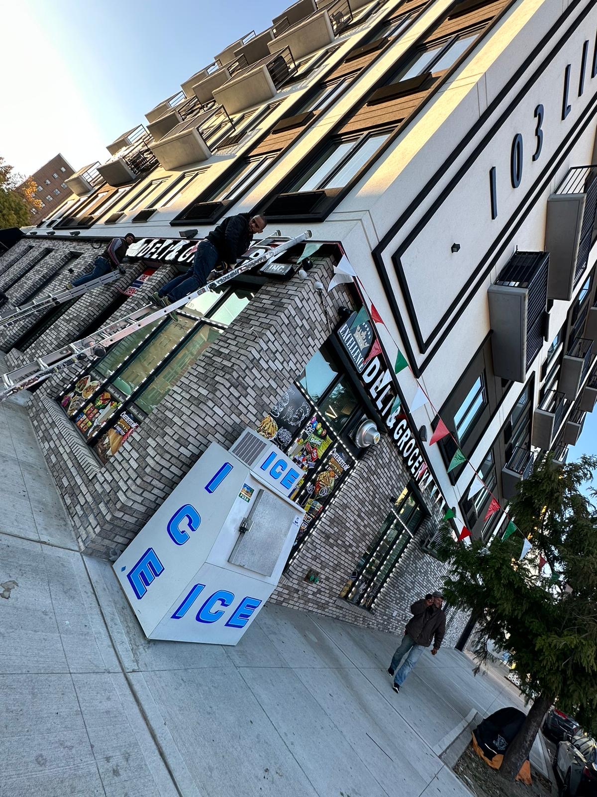 Excellent deli & grocery
