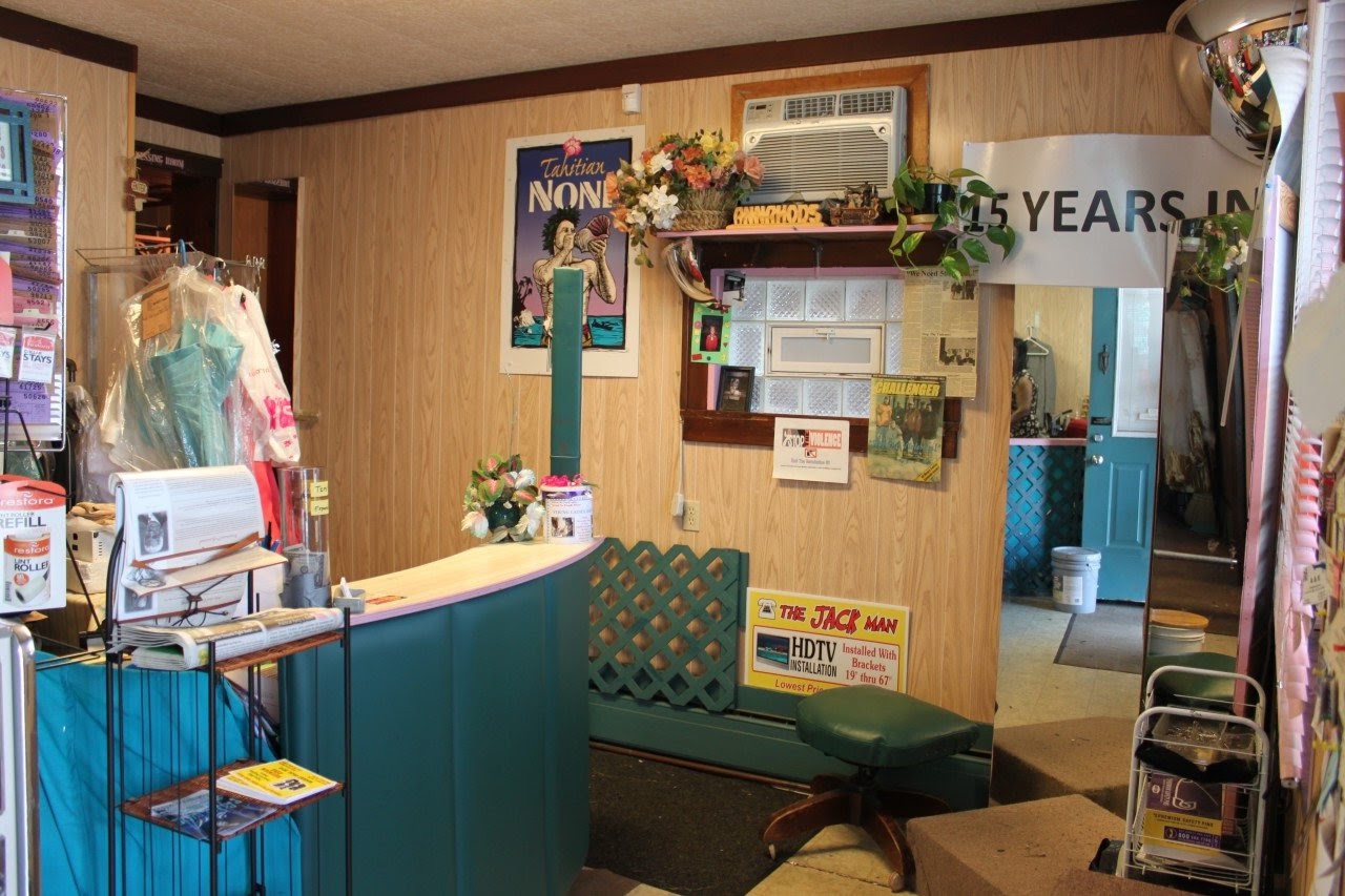 AnnRhod's Tailoring 3185 Bailey Ave, Buffalo New York 14215