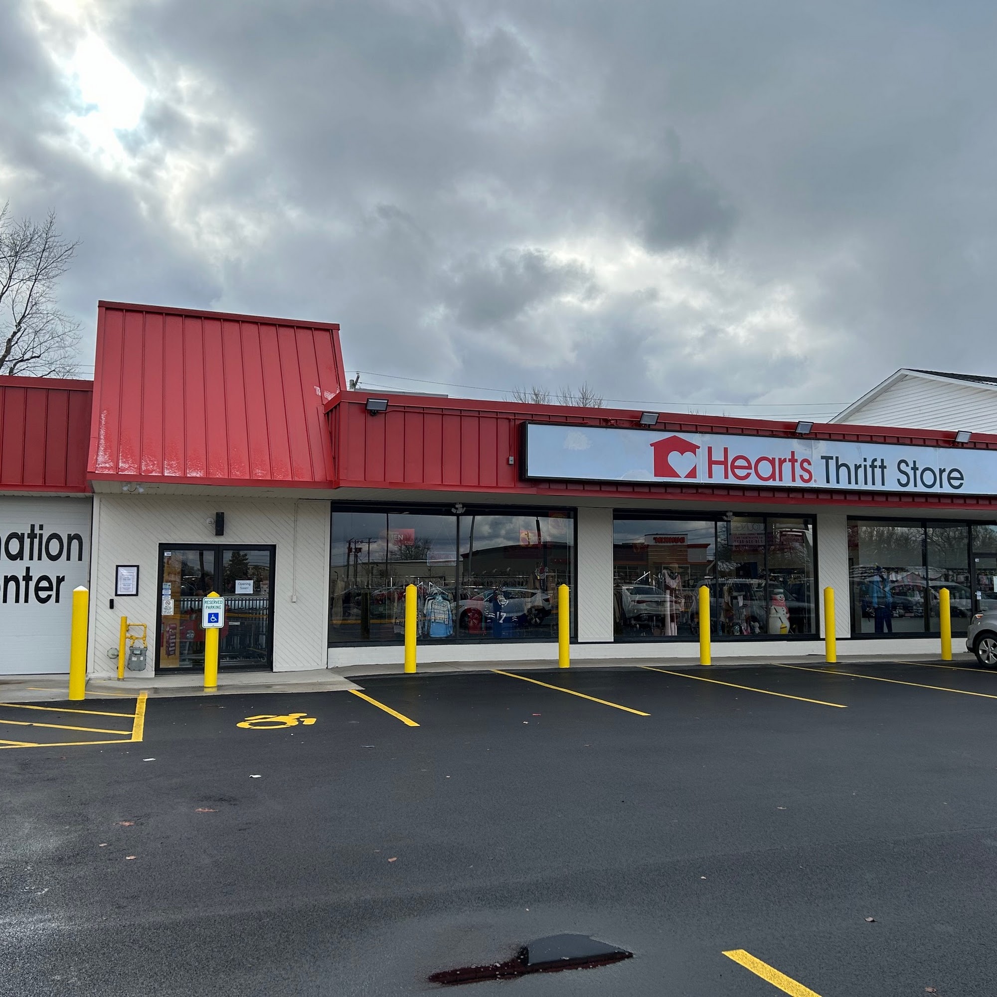 Hearts Thrift Store - Hearts for the Homeless Thrift Store (Tonawanda) Buffalo